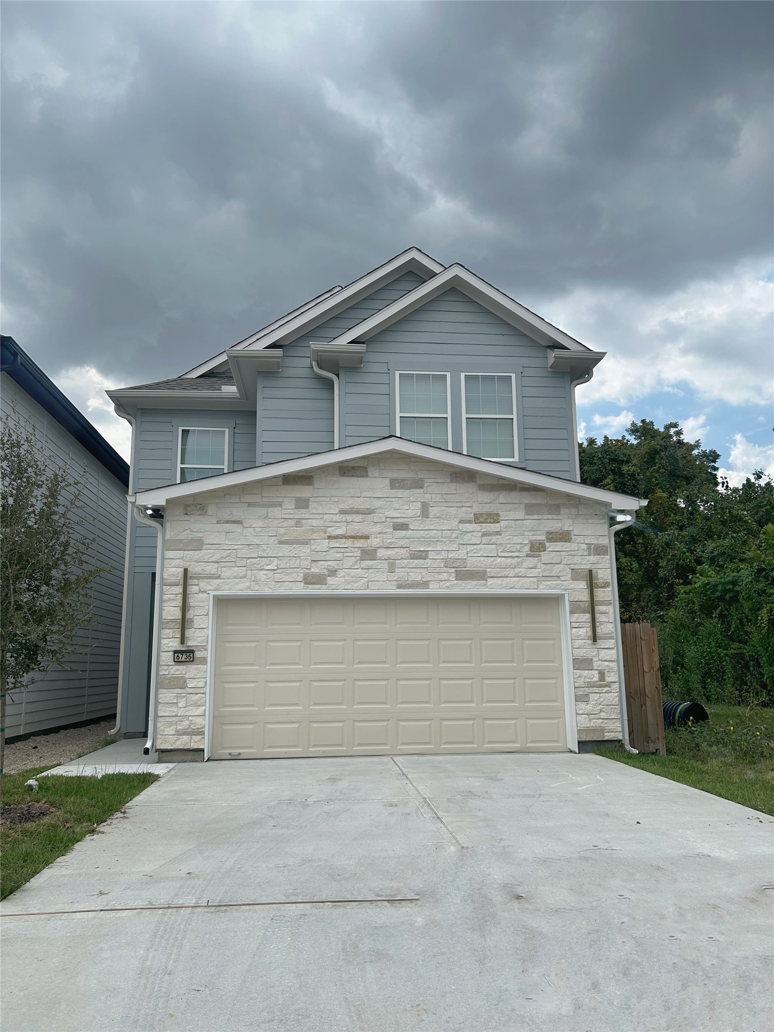 6735 Utah Street Property Photo 1
