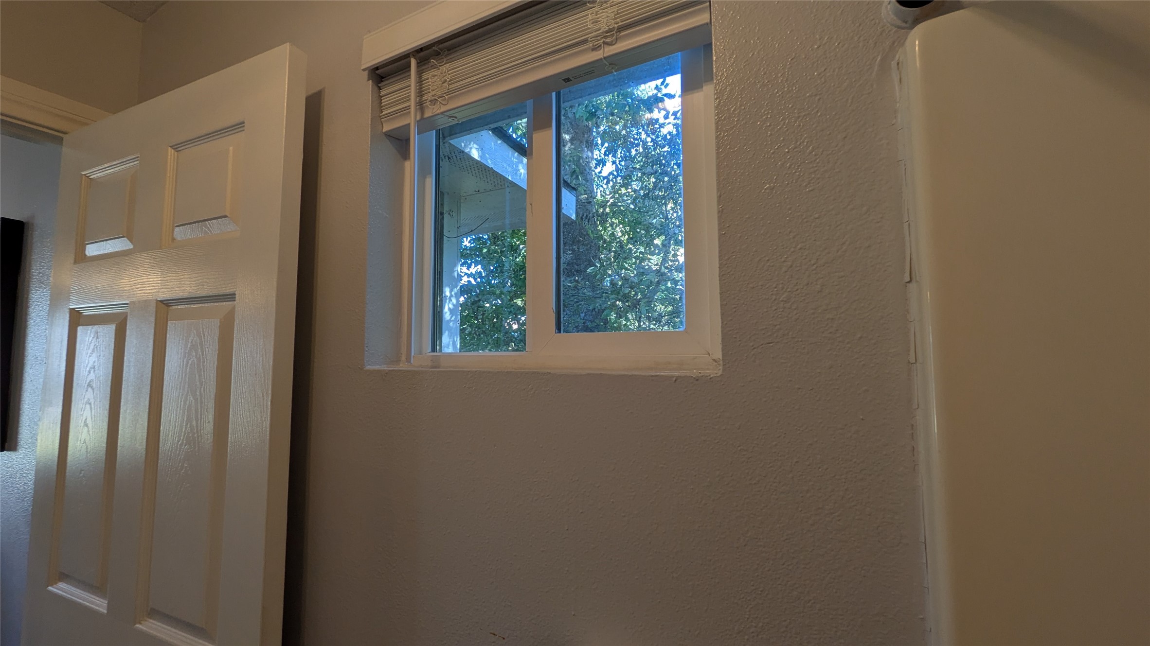 6102 Harbrook Drive Property Photo 12