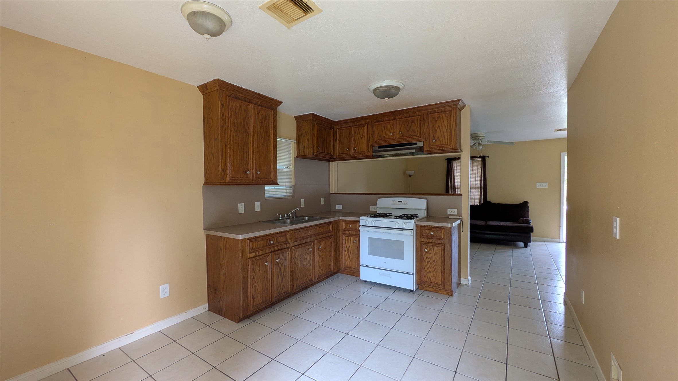 6102 Harbrook Drive Property Photo 22