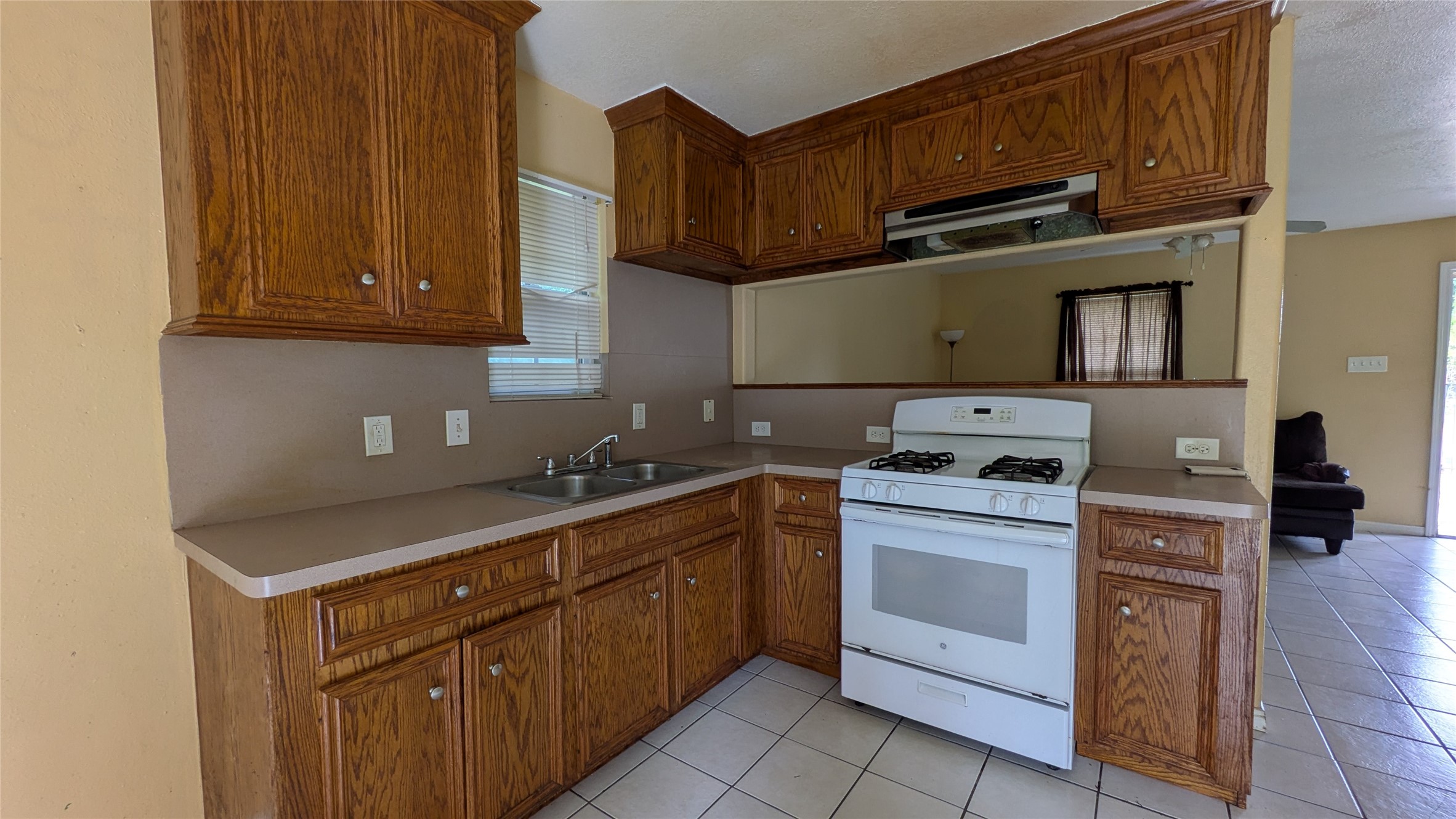 6102 Harbrook Drive Property Photo 23