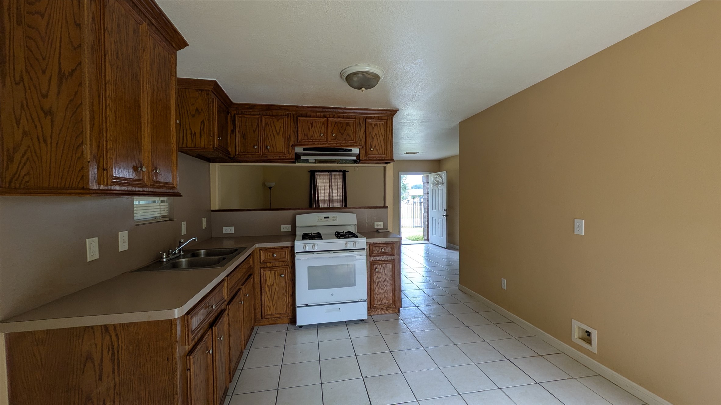 6102 Harbrook Drive Property Photo 24
