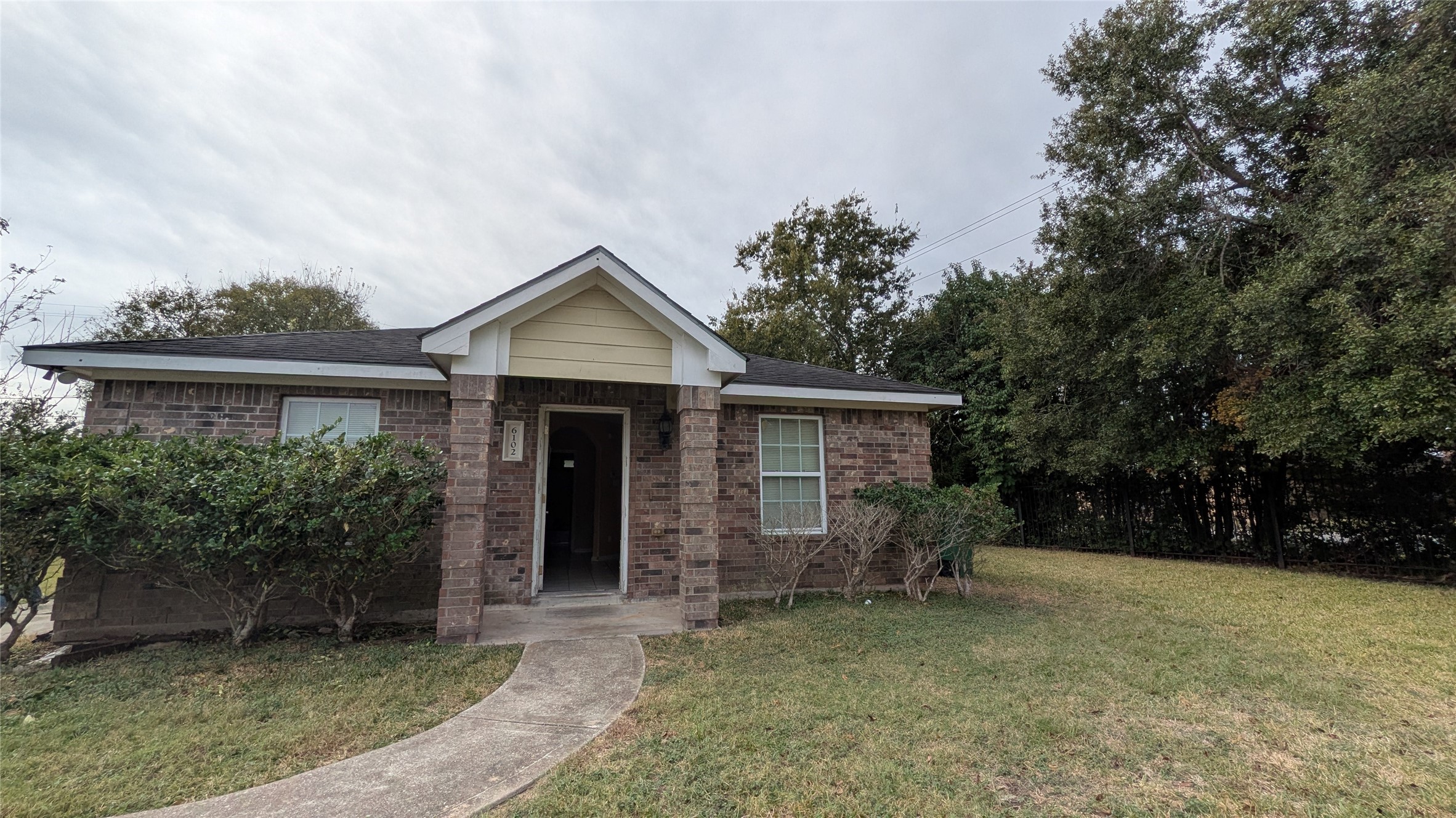 6102 Harbrook Drive Property Photo 26