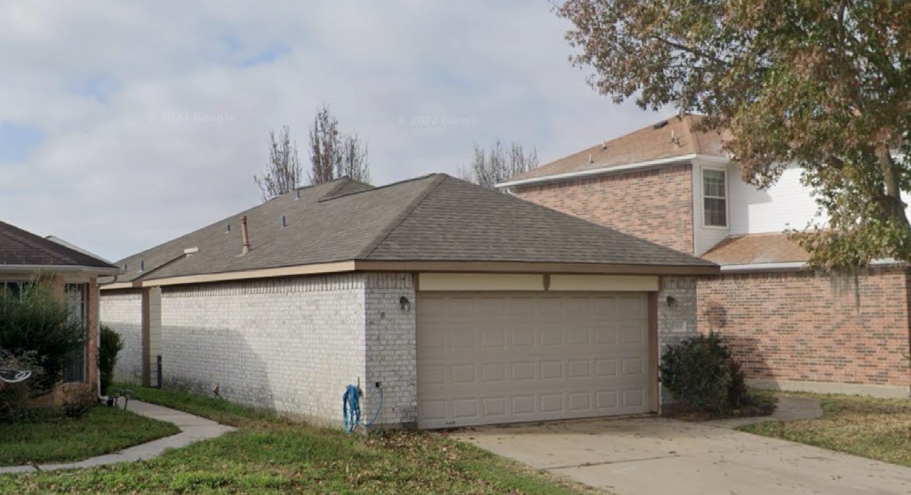 19931 Sycamore Valley Drive Property Photo 4