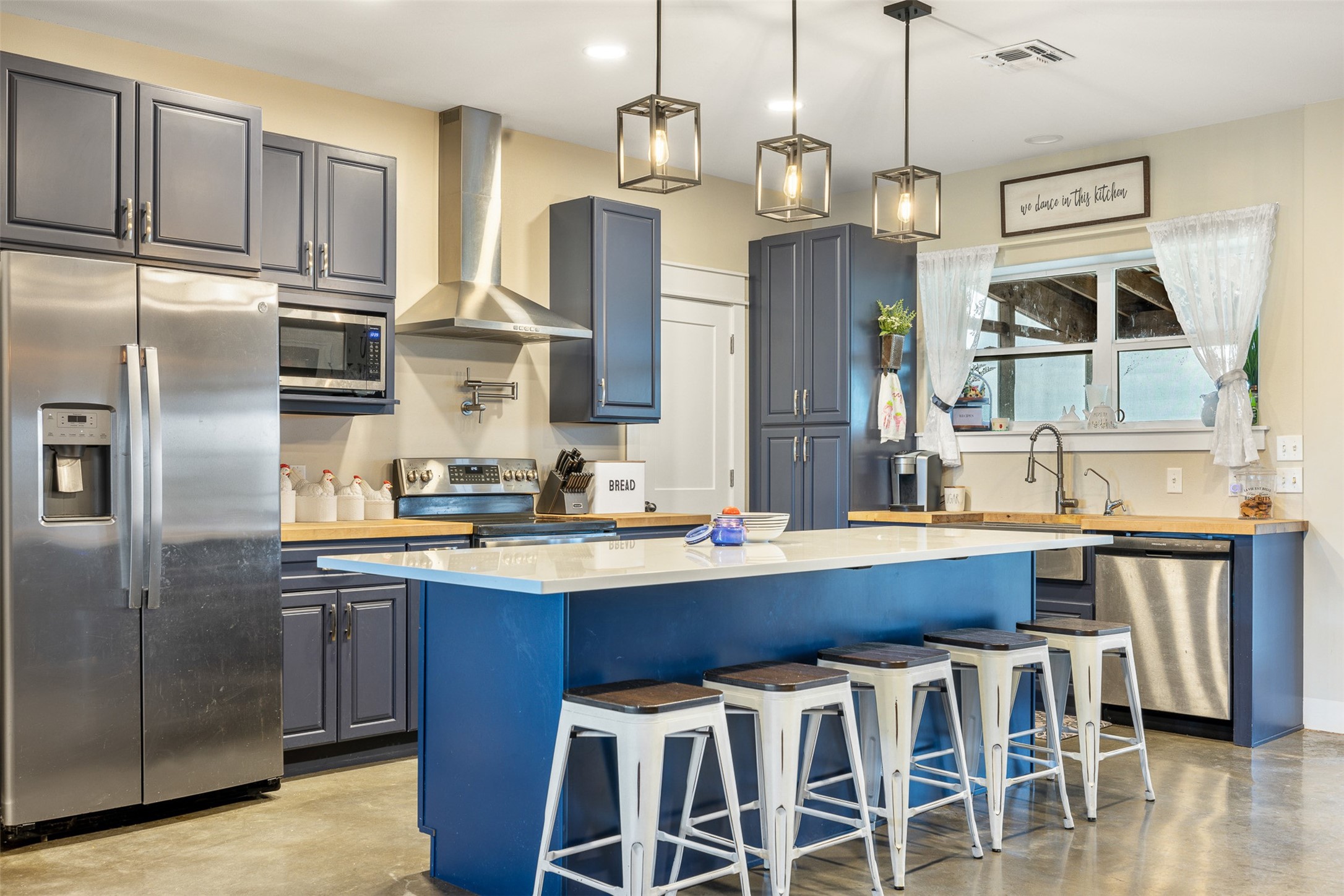 4330 Post Oak Point Road Property Photo 1