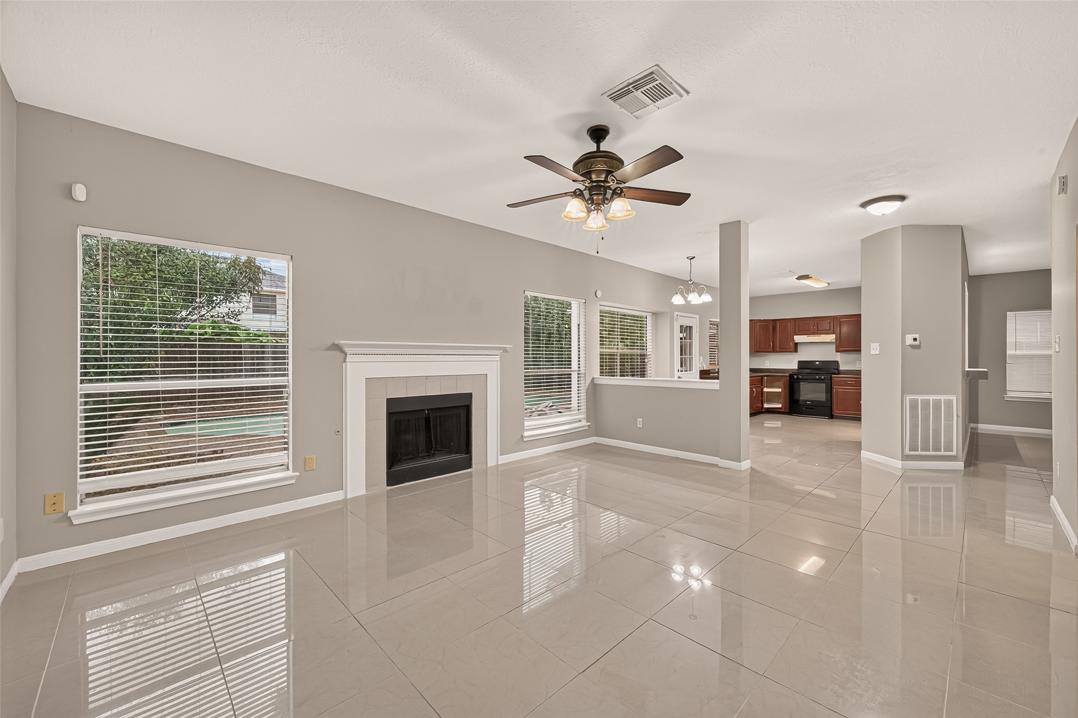 22818 Williamschase Drive Property Photo 11