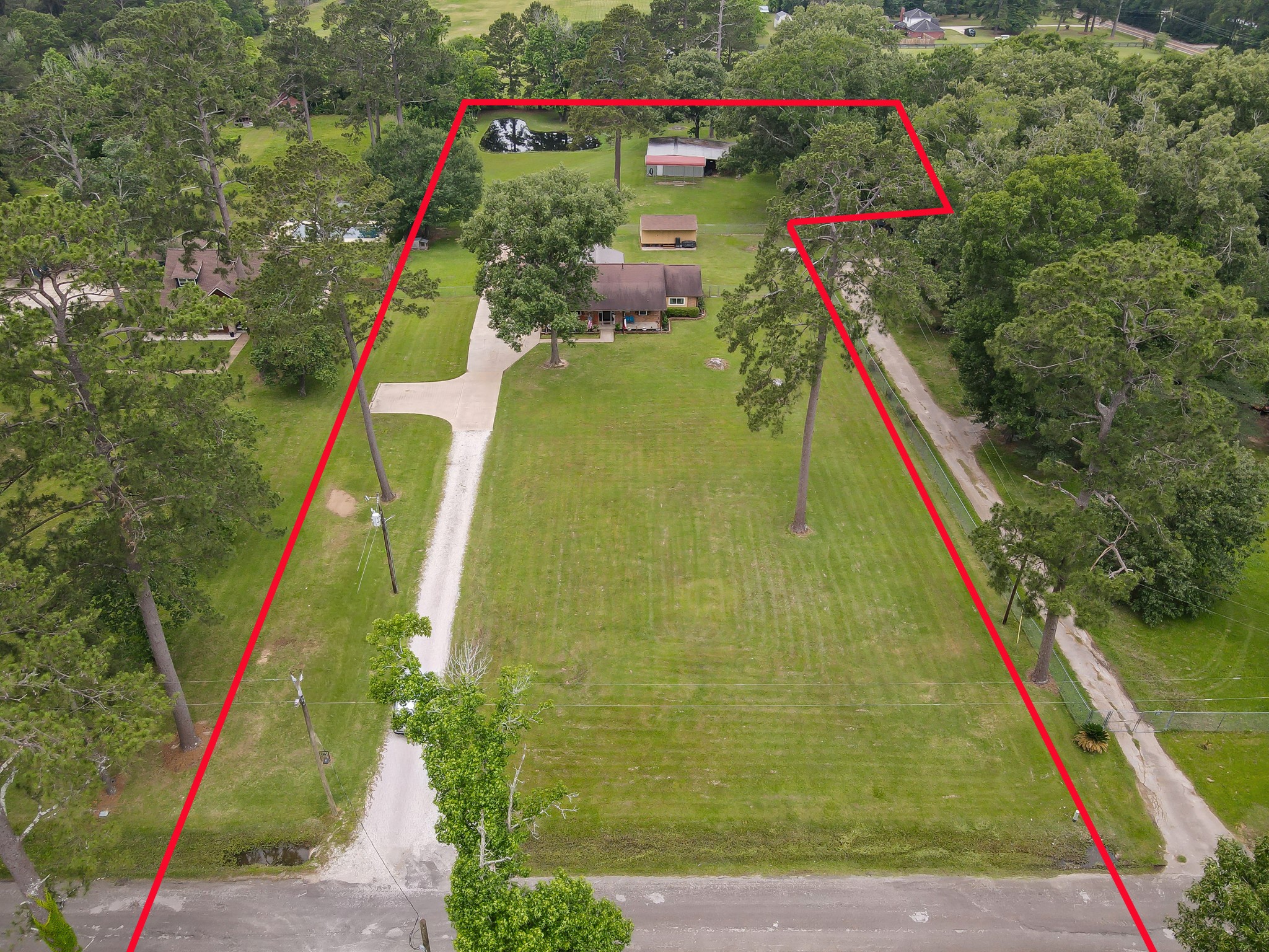 811 County Road 2267 Property Photo 2