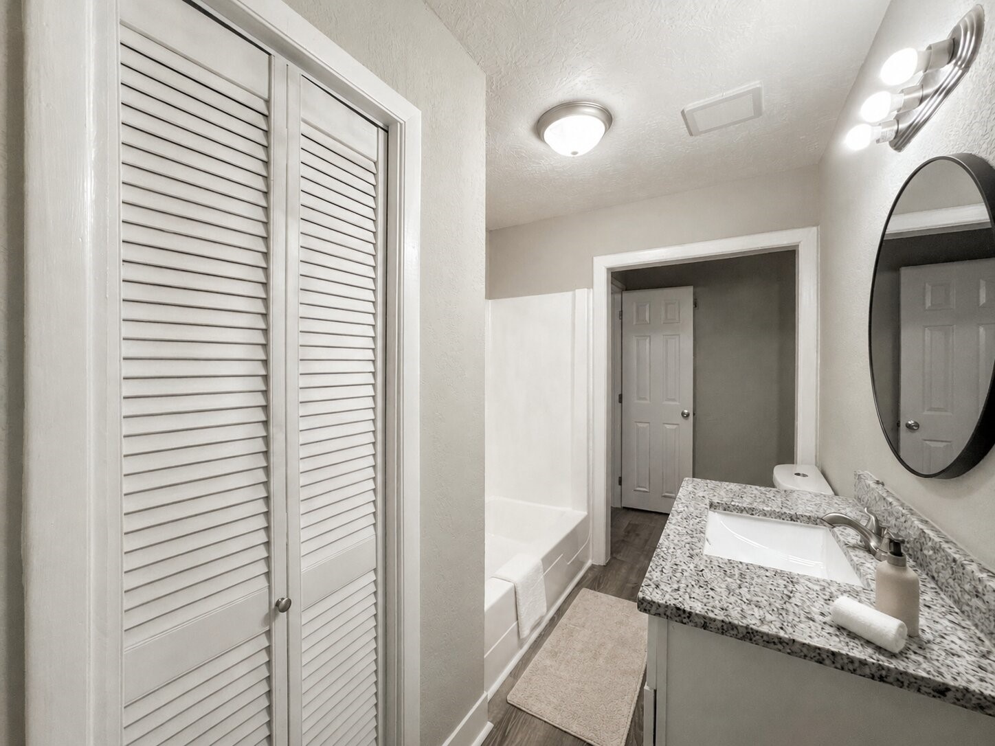 121 Lake Road Property Photo 15