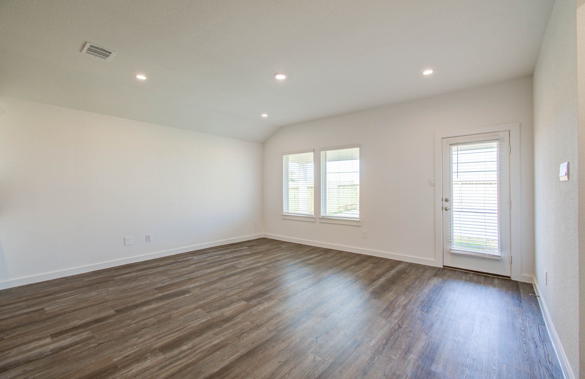 8922 Colicroot Drive Property Photo 19