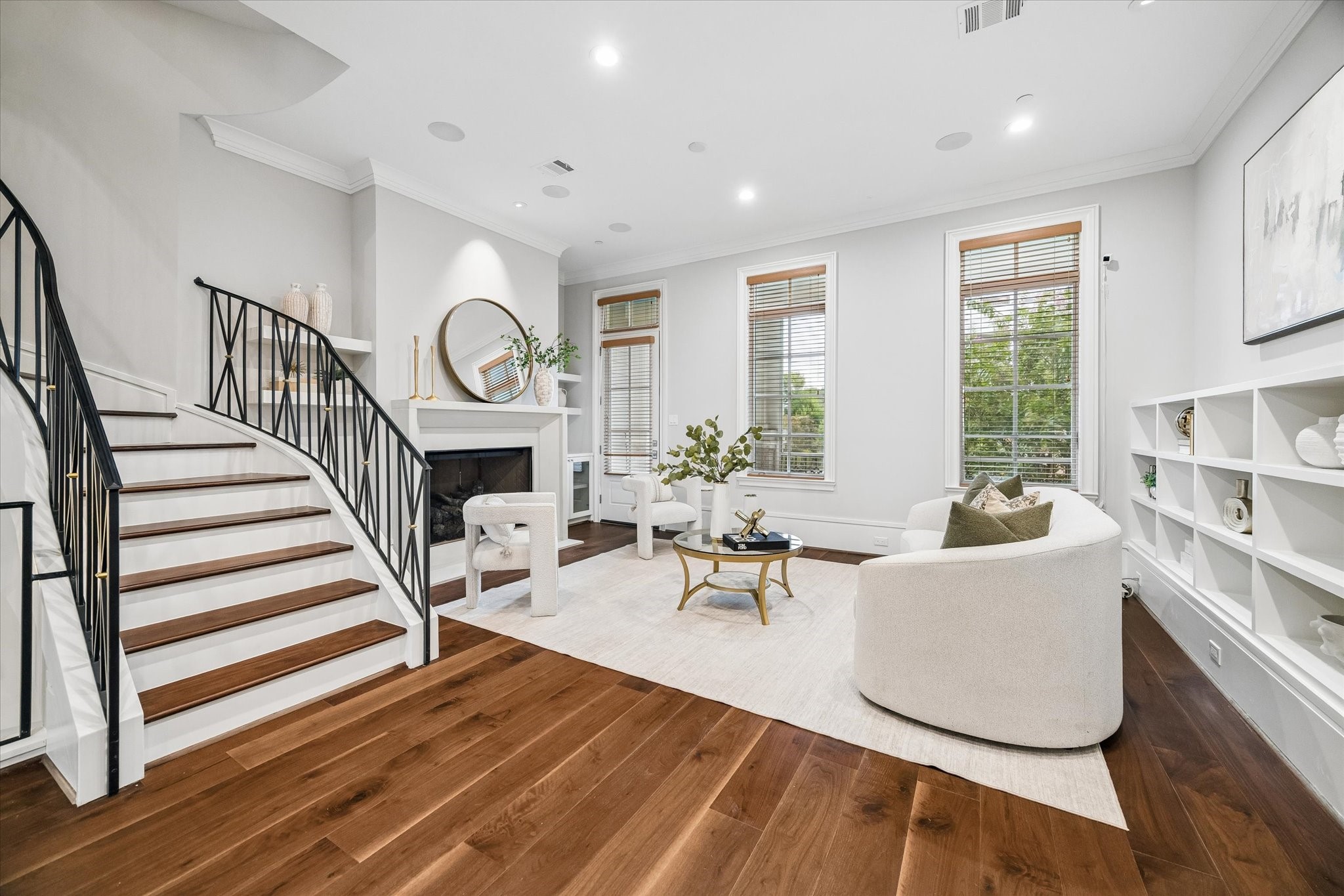 41 Crain Square Boulevard Property Photo 8