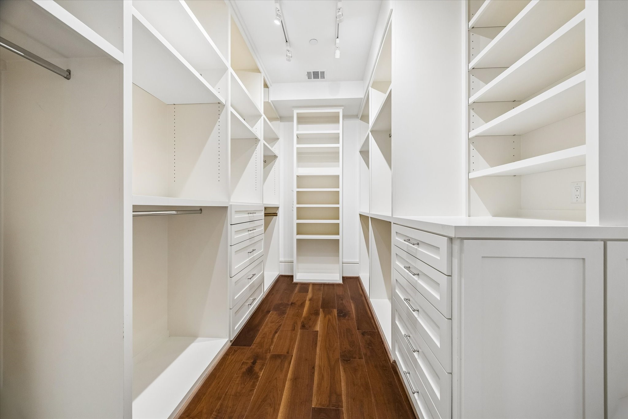 41 Crain Square Boulevard Property Photo 23