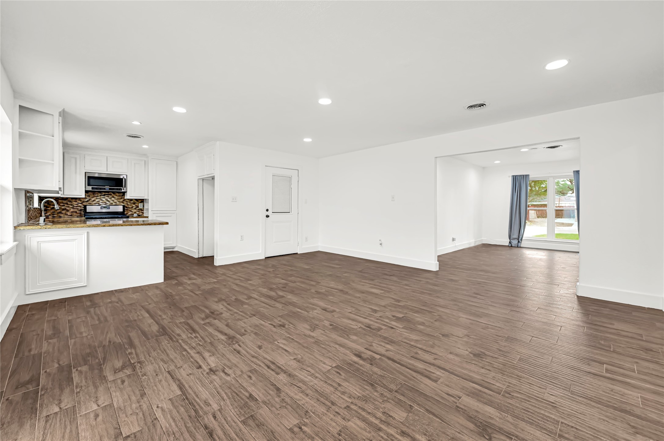 470 Beresford Street Property Photo 6