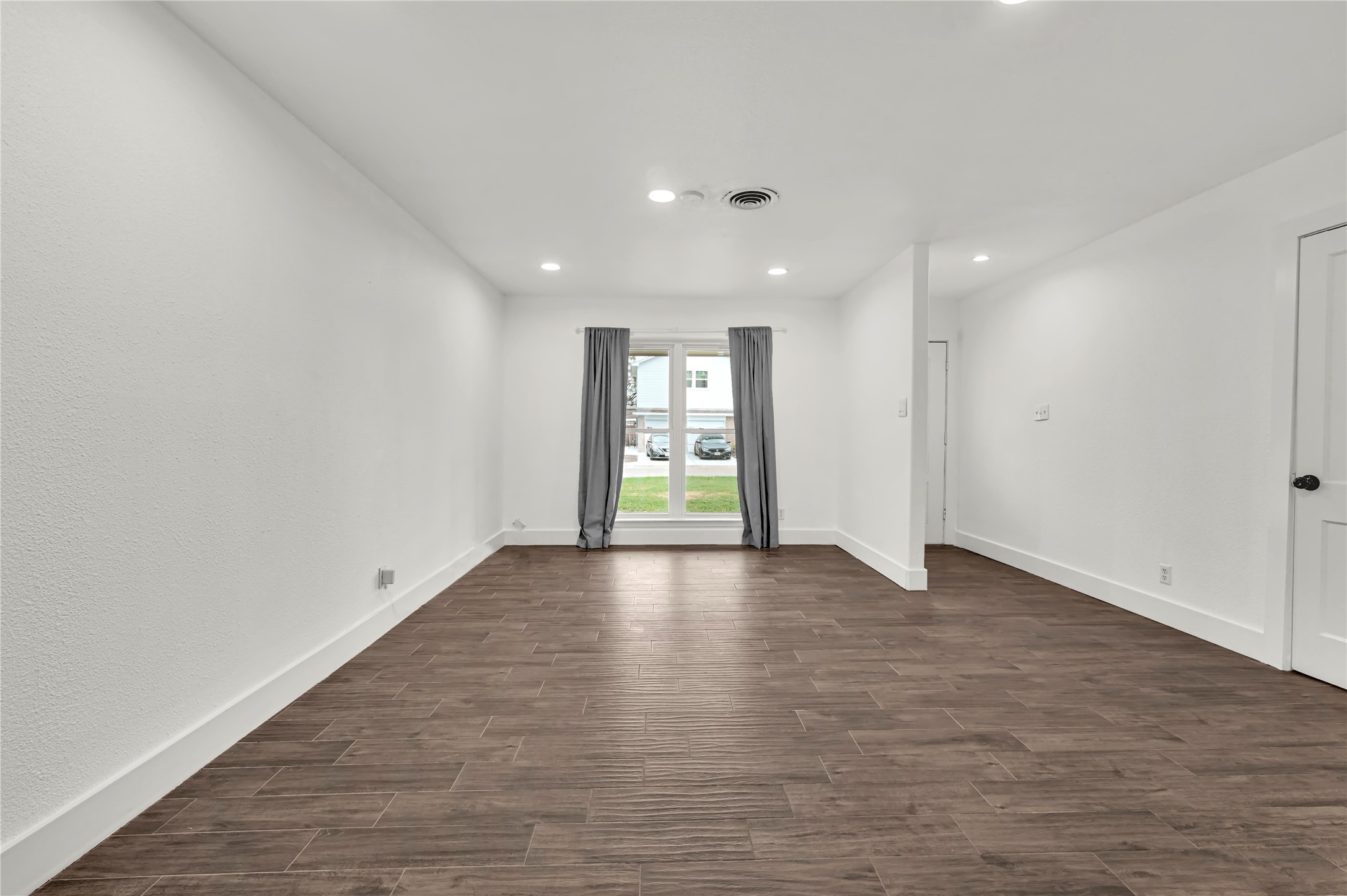 470 Beresford Street Property Photo 9