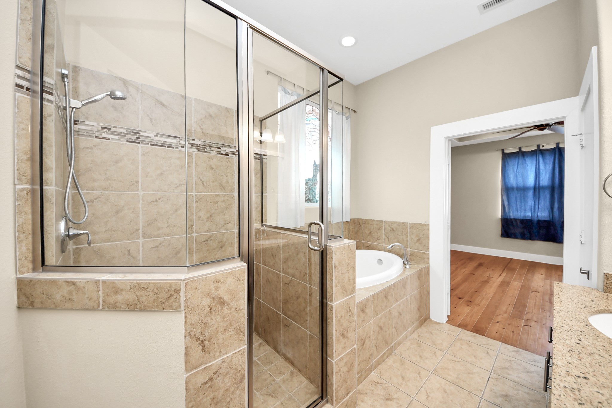 1807 W Webster Street Property Photo 25