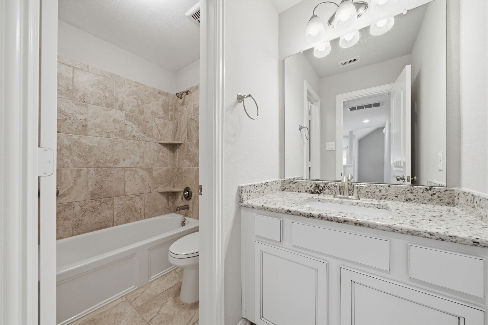 18793 Laurel Hills Drive Property Photo 32
