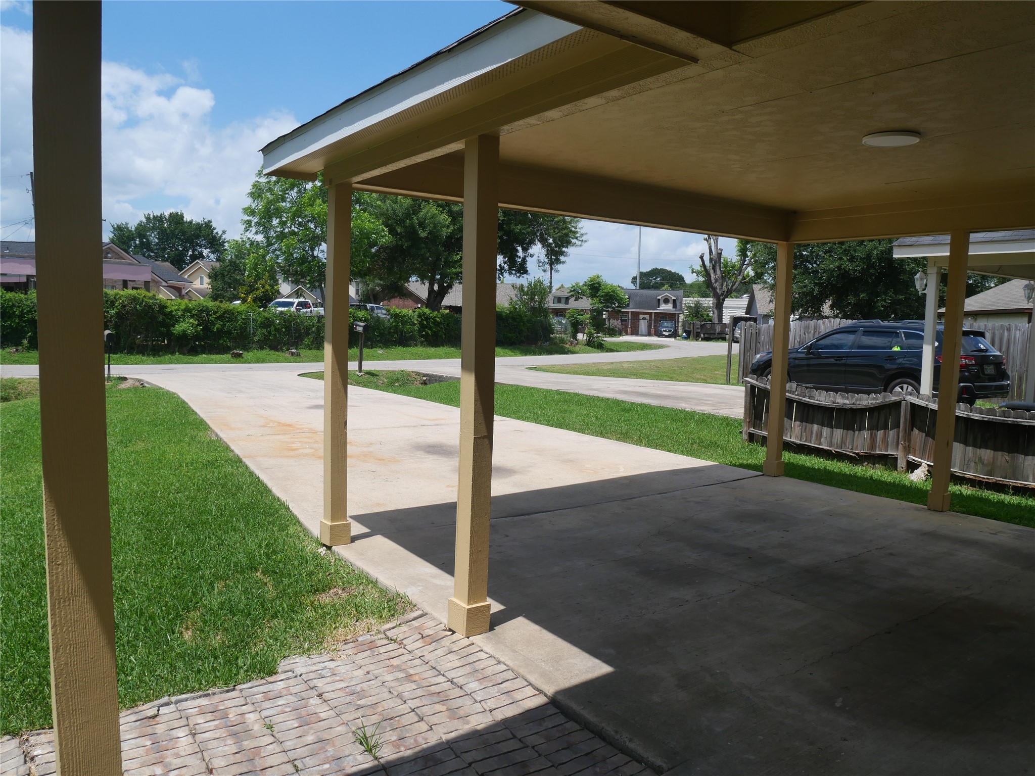6603 Schambray Street Property Photo 6