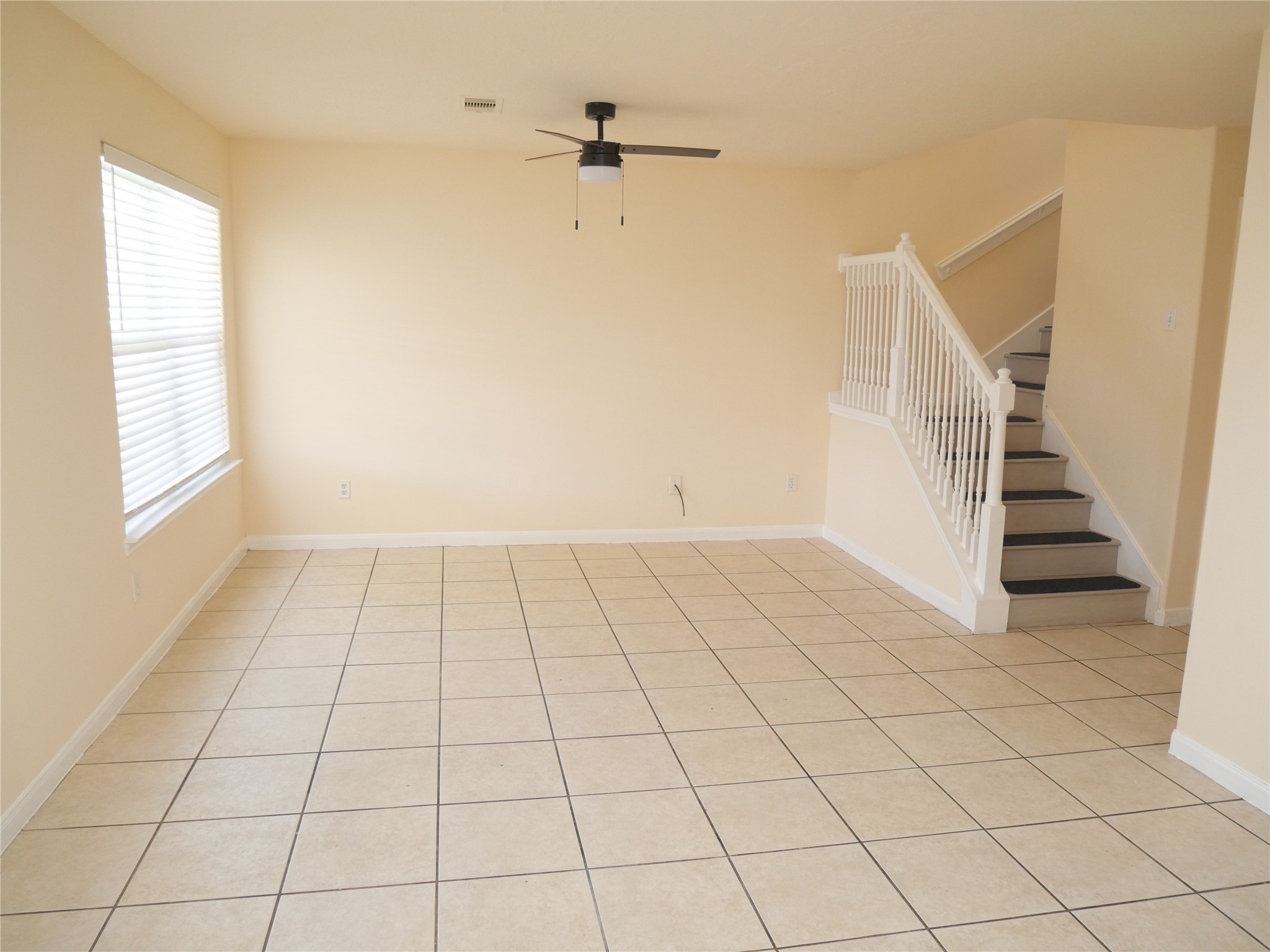 6603 Schambray Street Property Photo 14