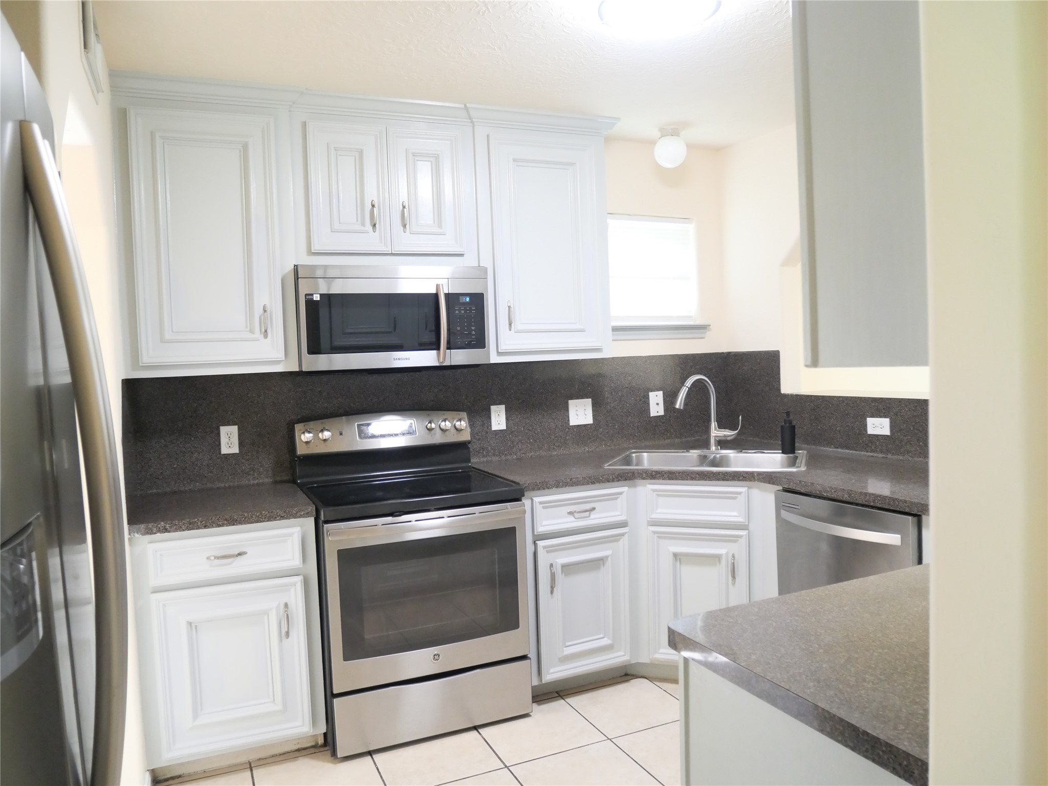 6603 Schambray Street Property Photo 20