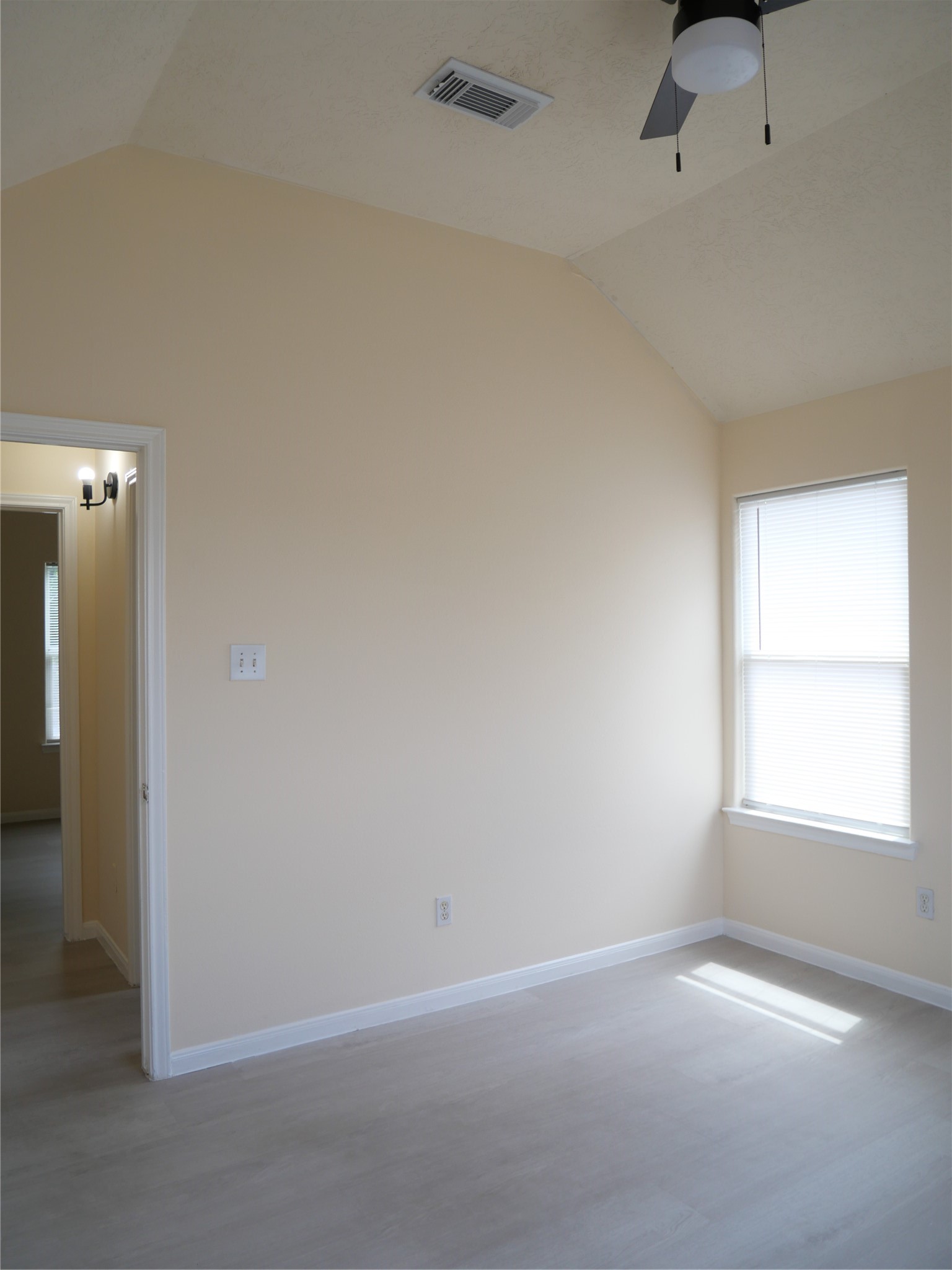 6603 Schambray Street Property Photo 41