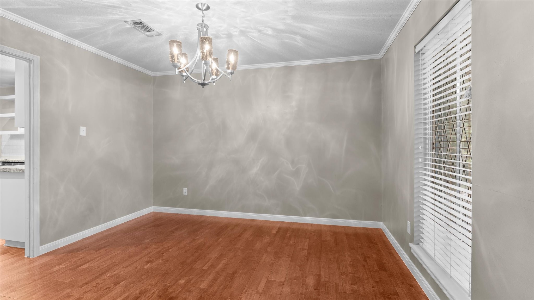 2022 Grove Lake Drive Property Photo 9