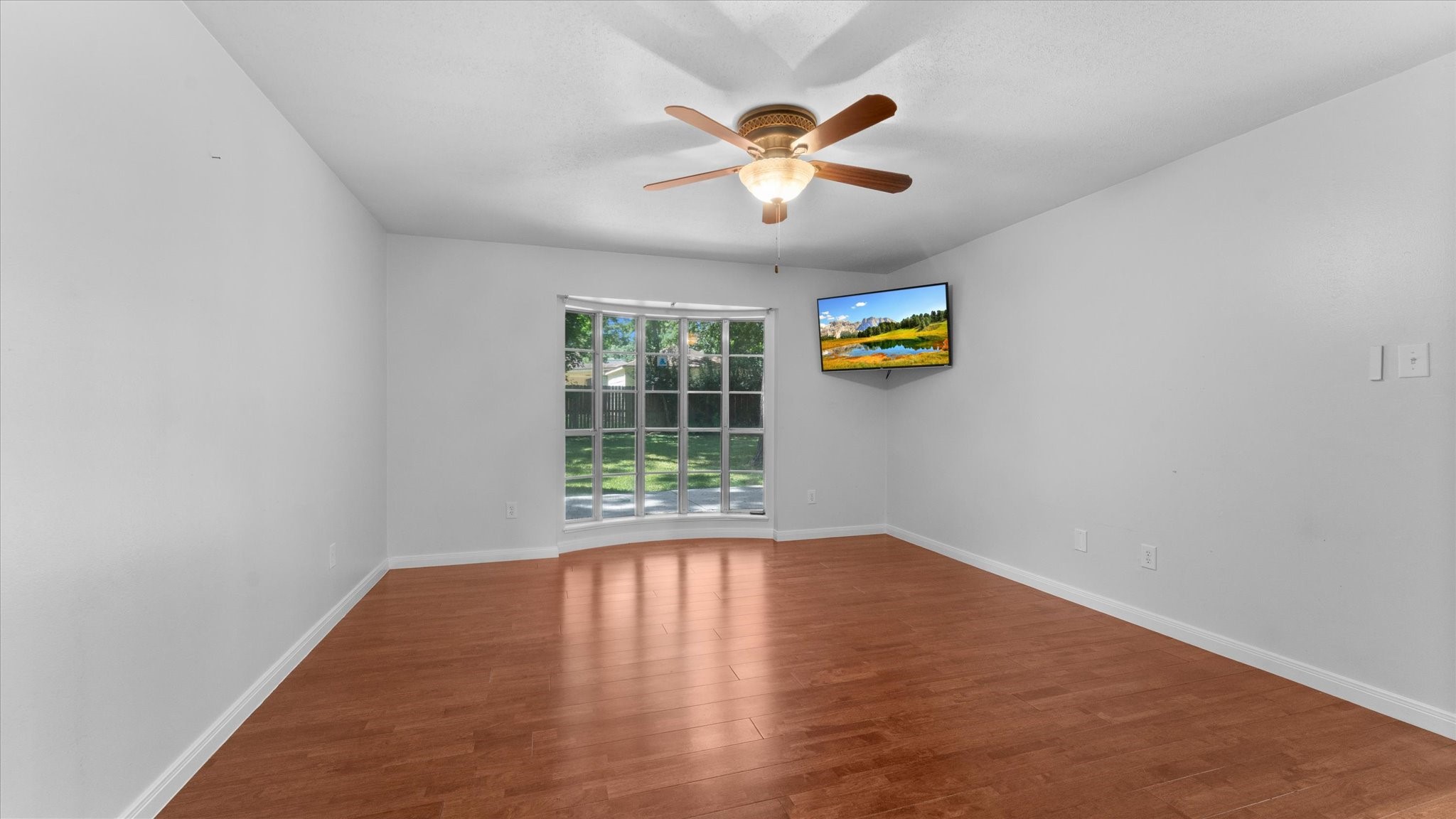 2022 Grove Lake Drive Property Photo 14