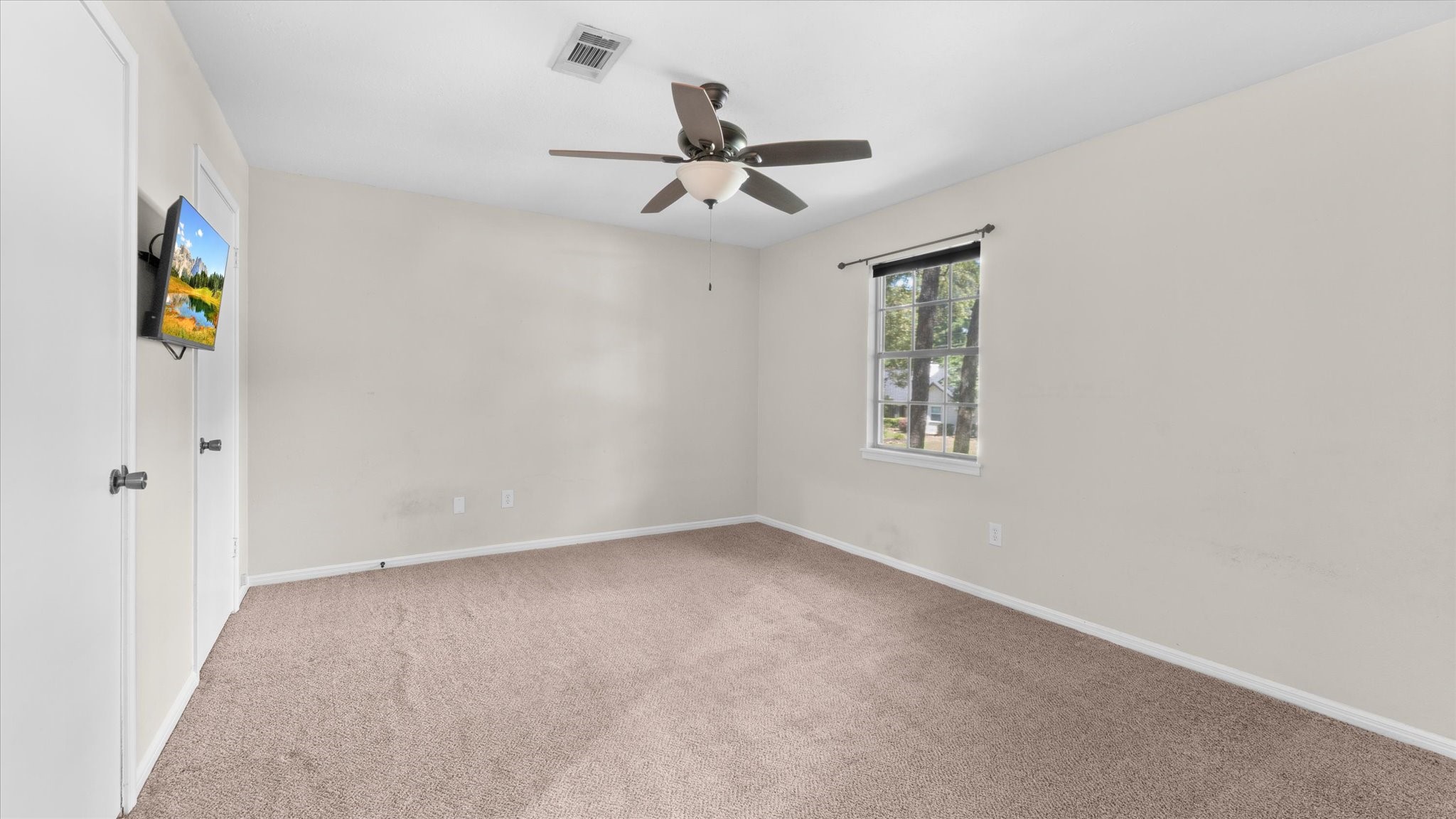 2022 Grove Lake Drive Property Photo 19