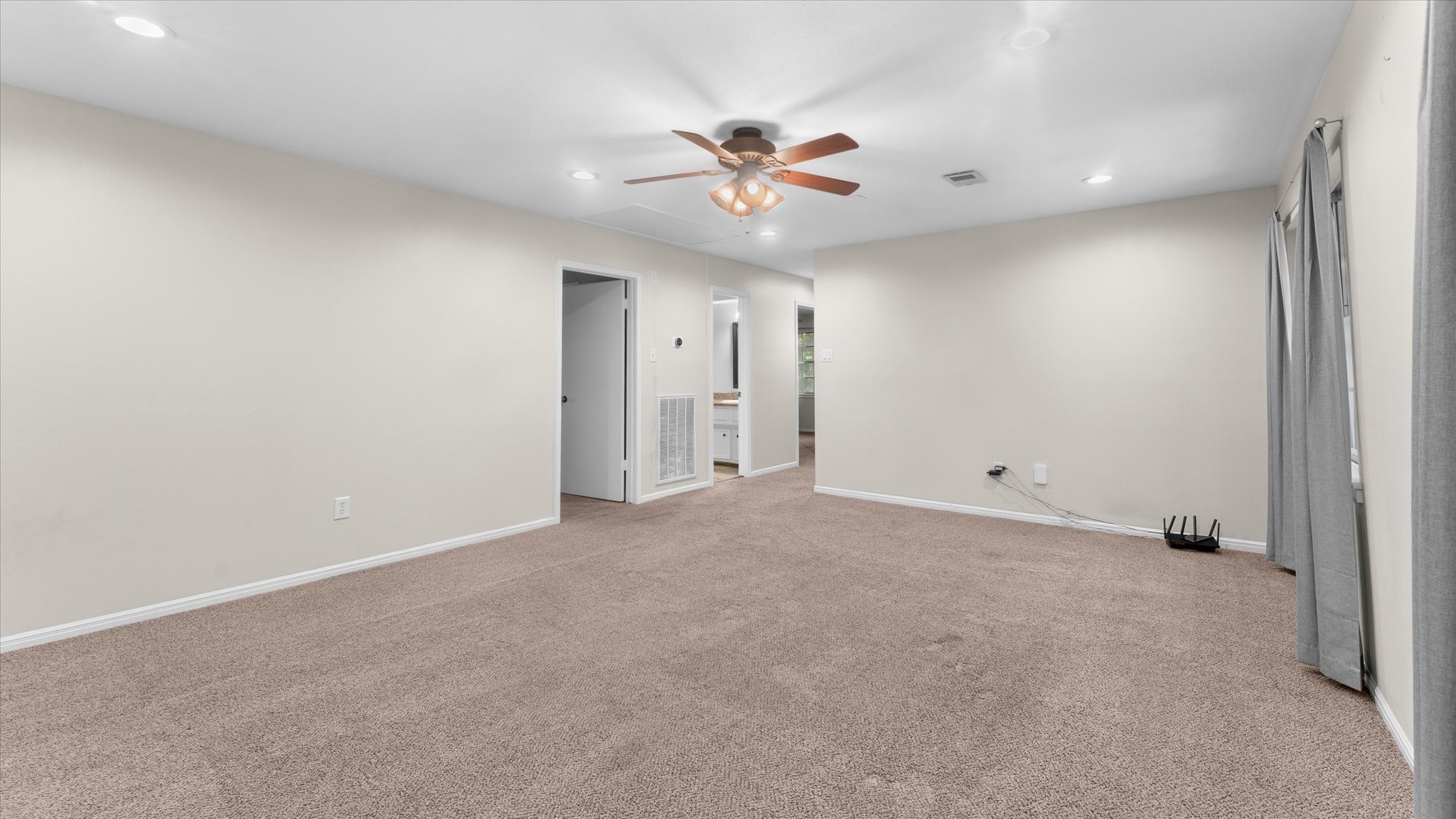 2022 Grove Lake Drive Property Photo 36