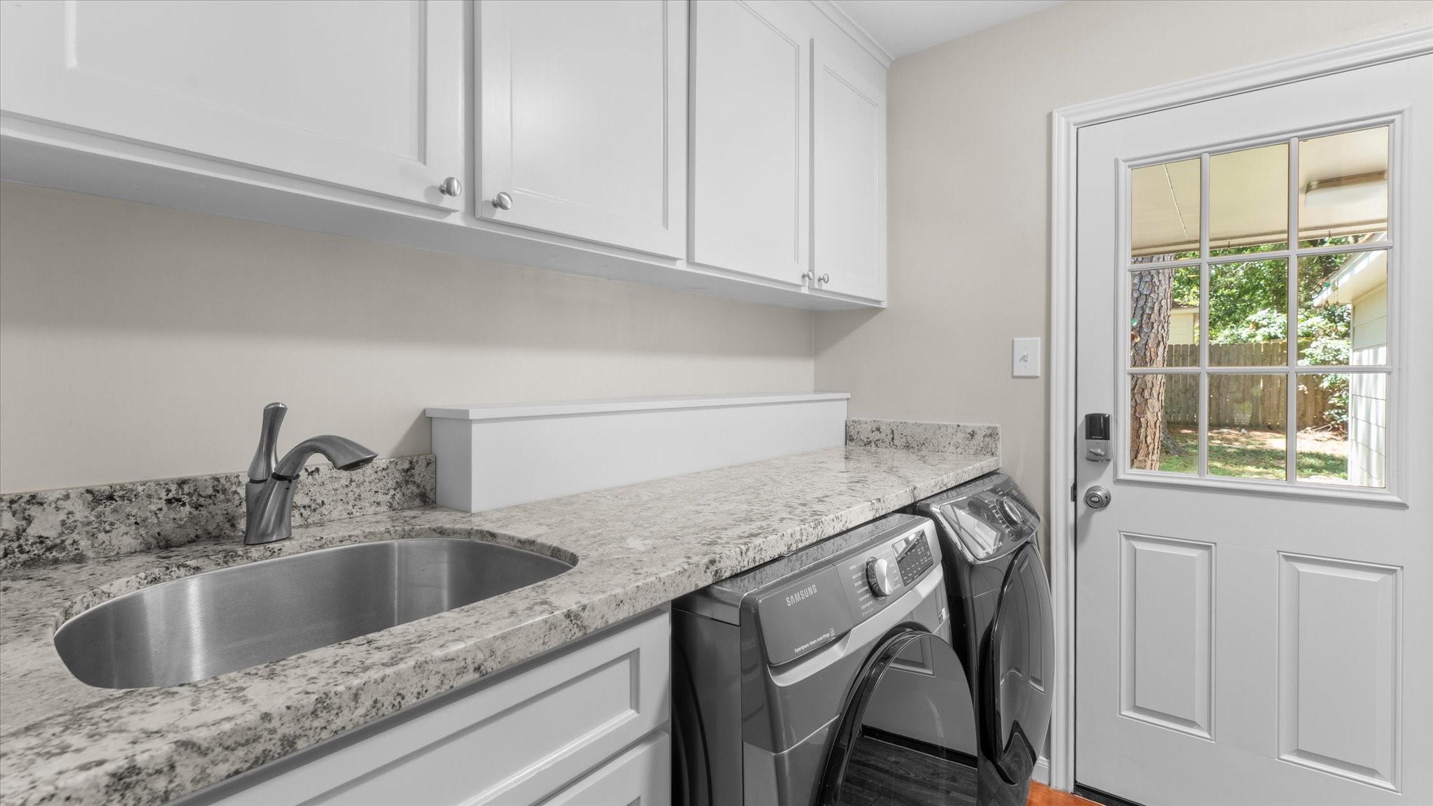 2022 Grove Lake Drive Property Photo 39
