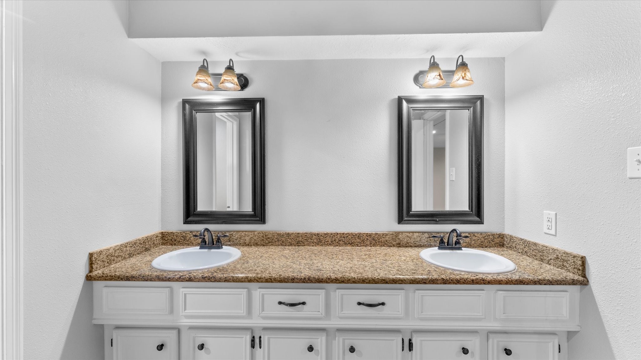 2022 Grove Lake Drive Property Photo 40