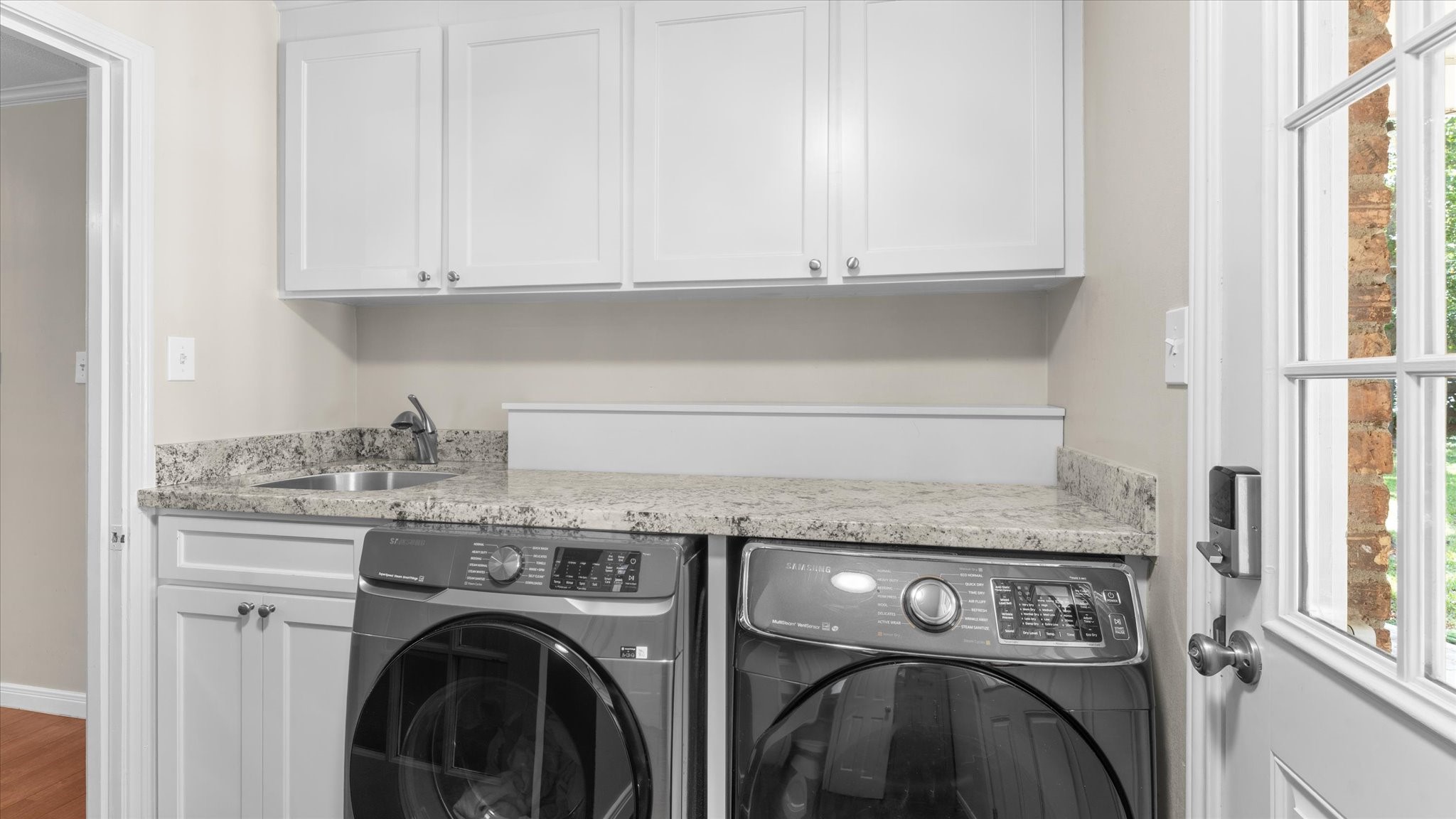 2022 Grove Lake Drive Property Photo 42