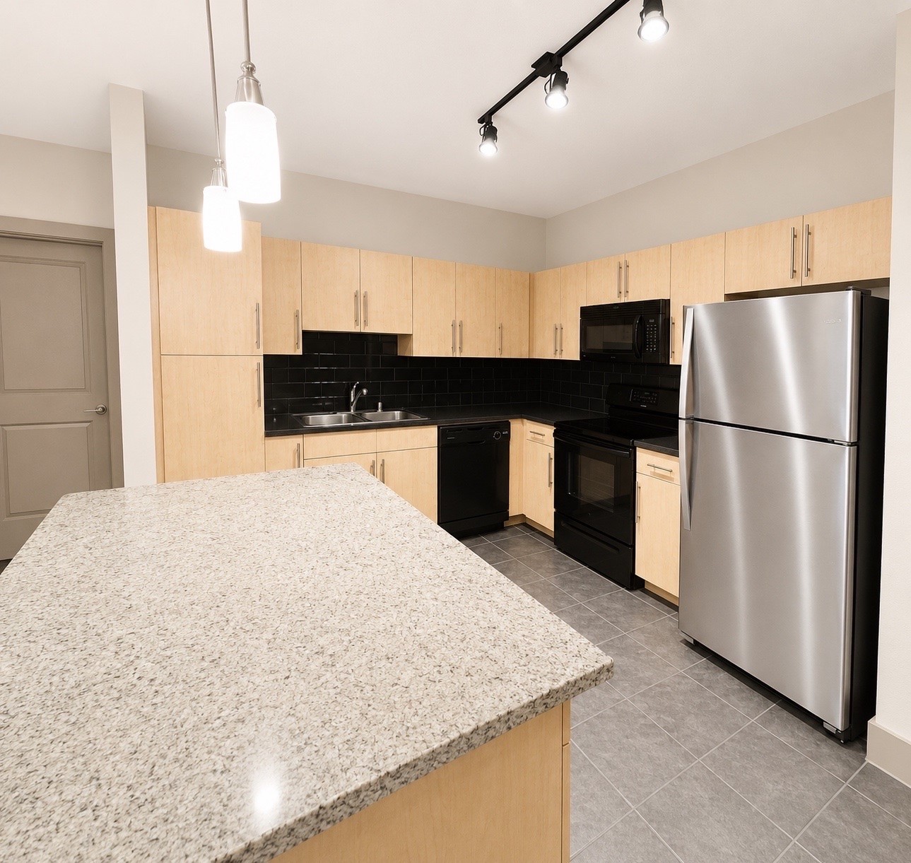 3660 Richmond Avenue 422 Property Photo 4