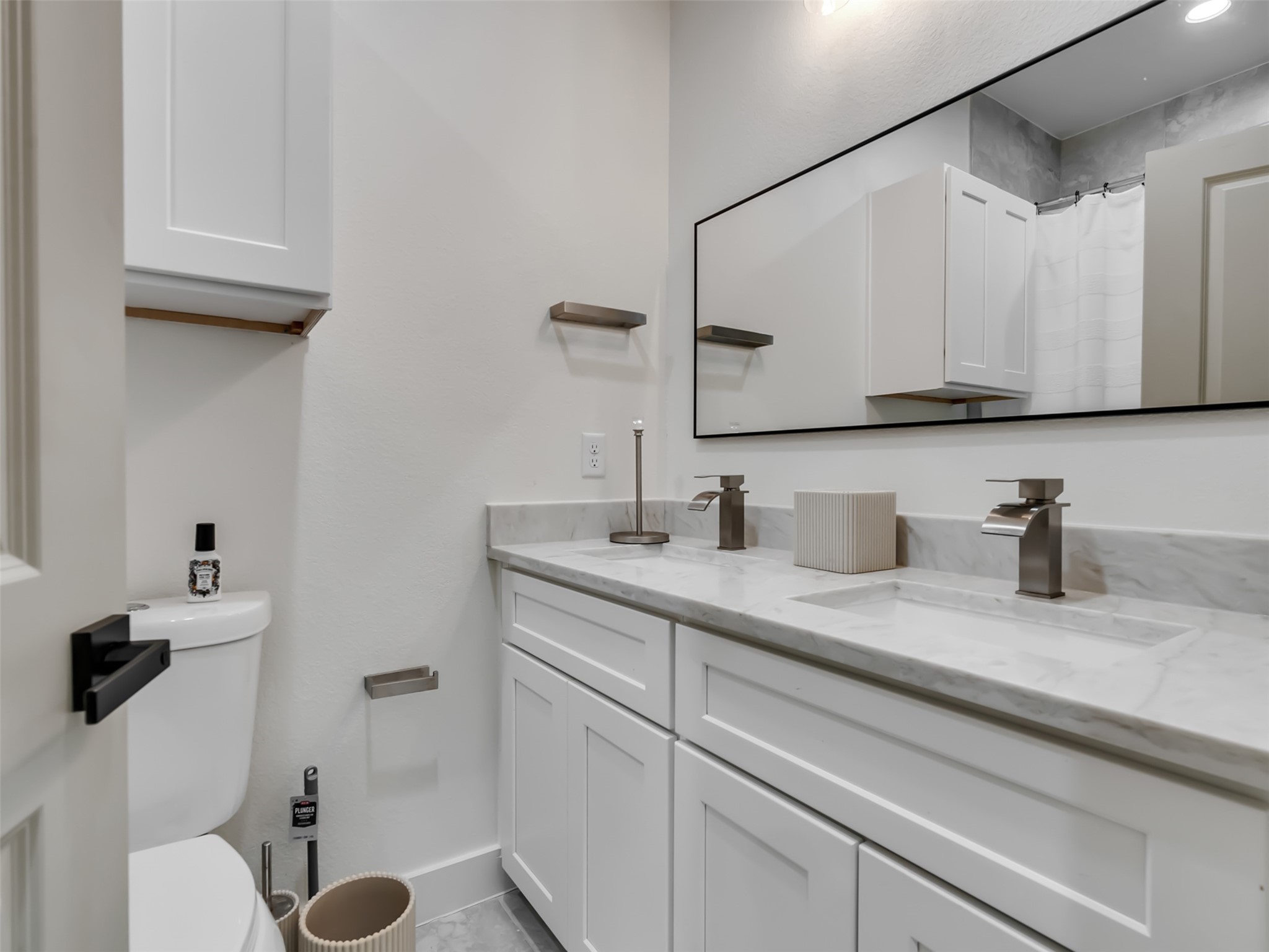 7980 Angus Street B Property Photo 22