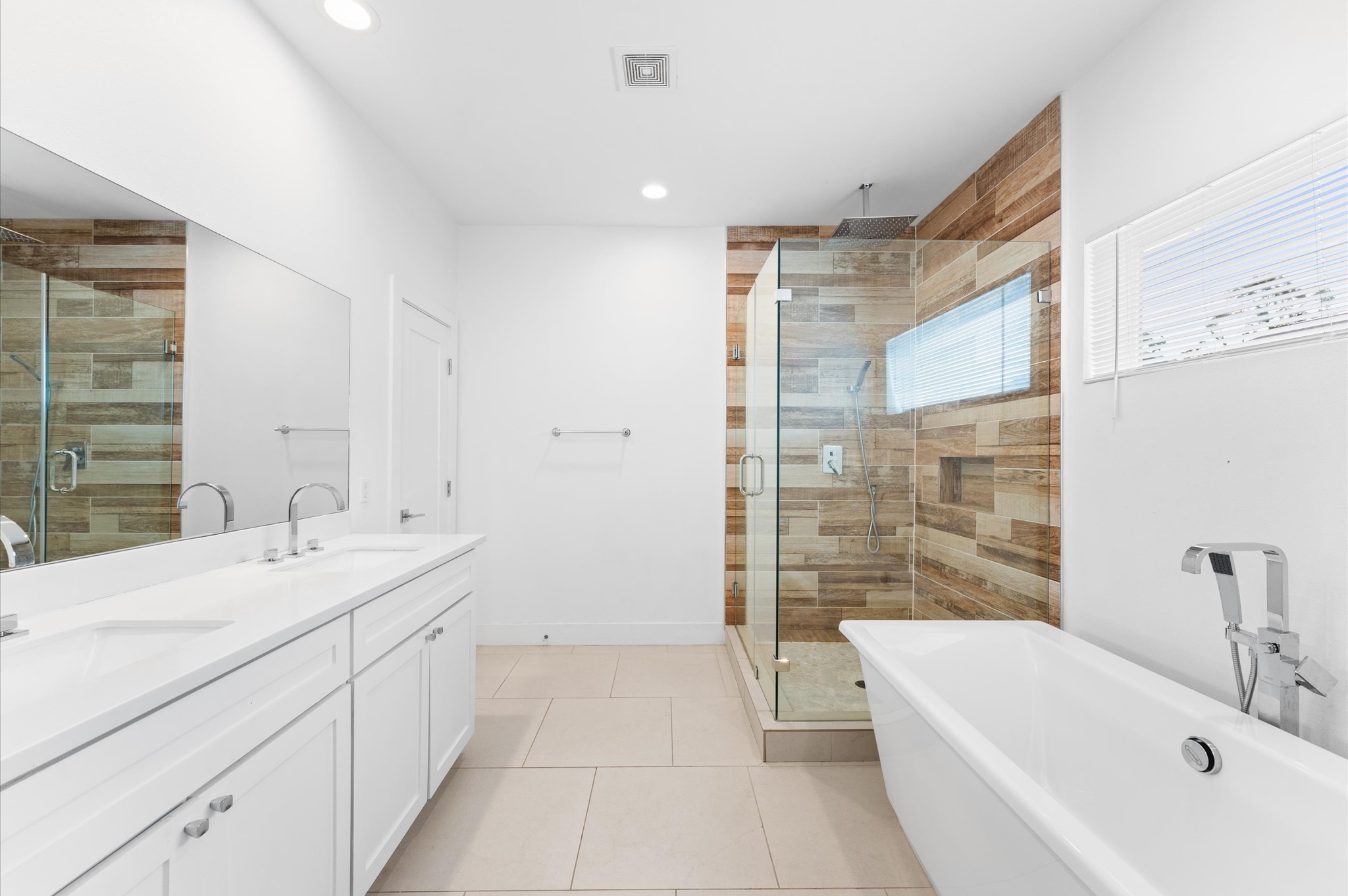 7730 Jacquelyn Oaks Road Property Photo 10