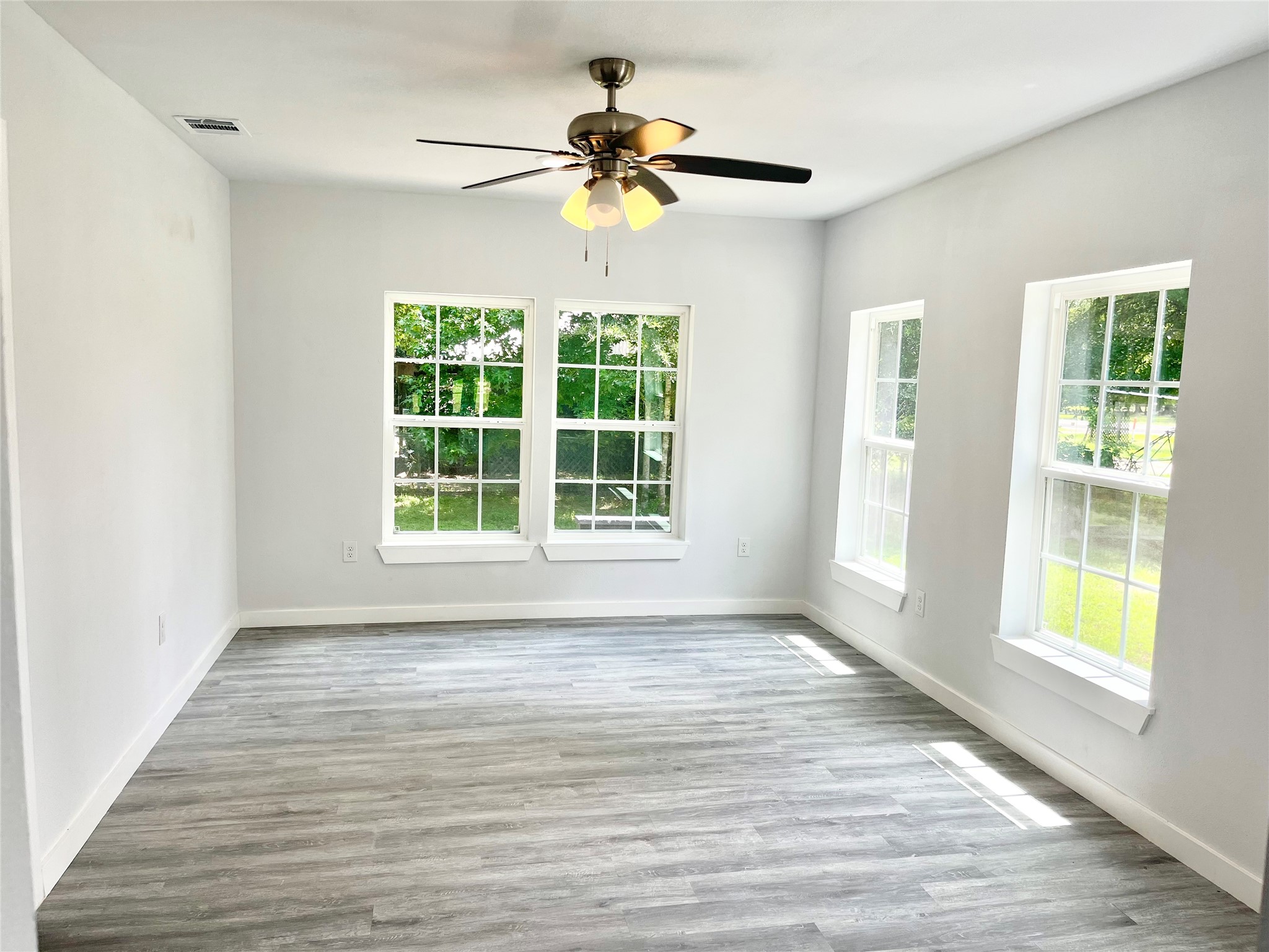 1785 S Byrd Avenue Property Photo 3