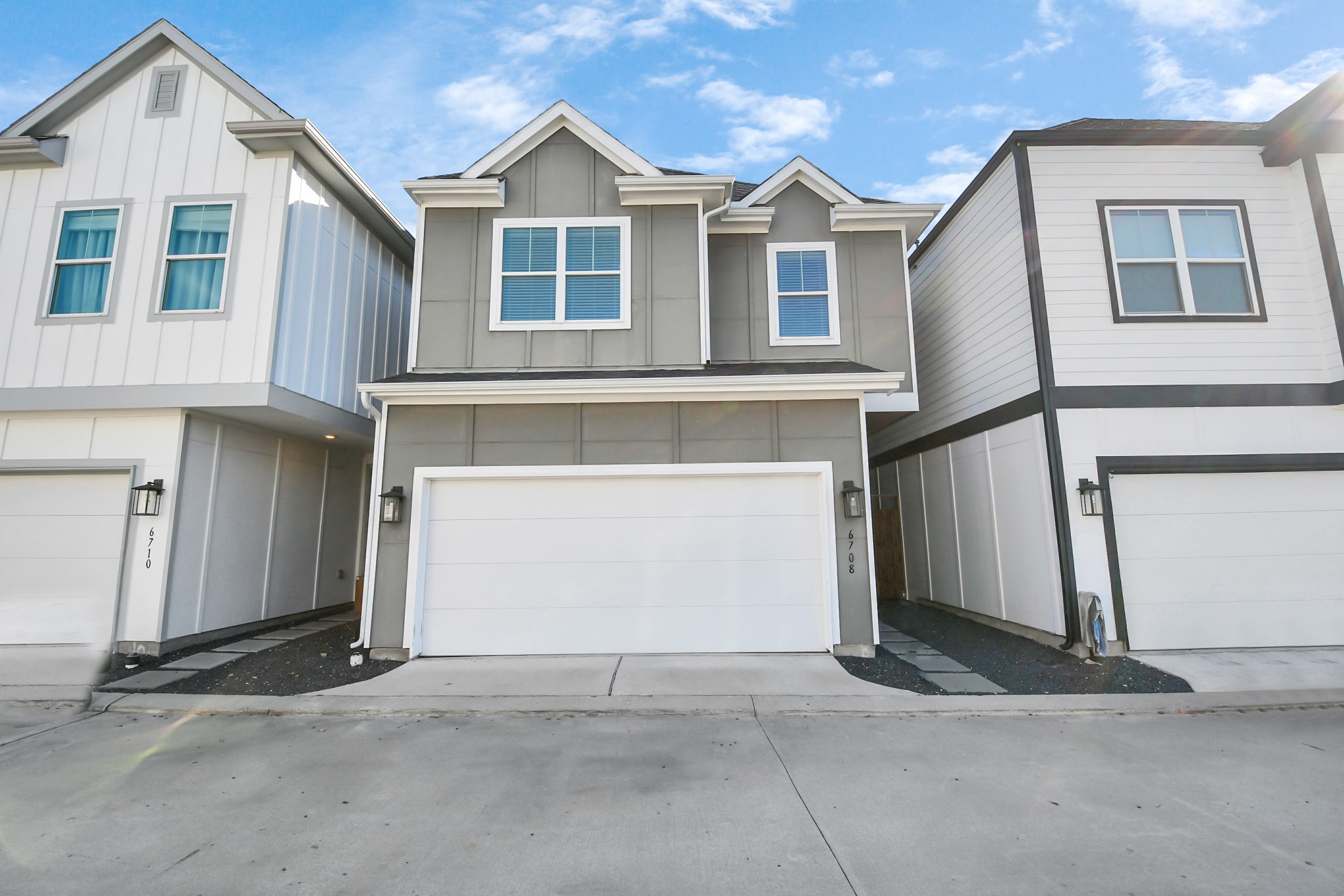 6708 Parker Oaks Lane Property Photo