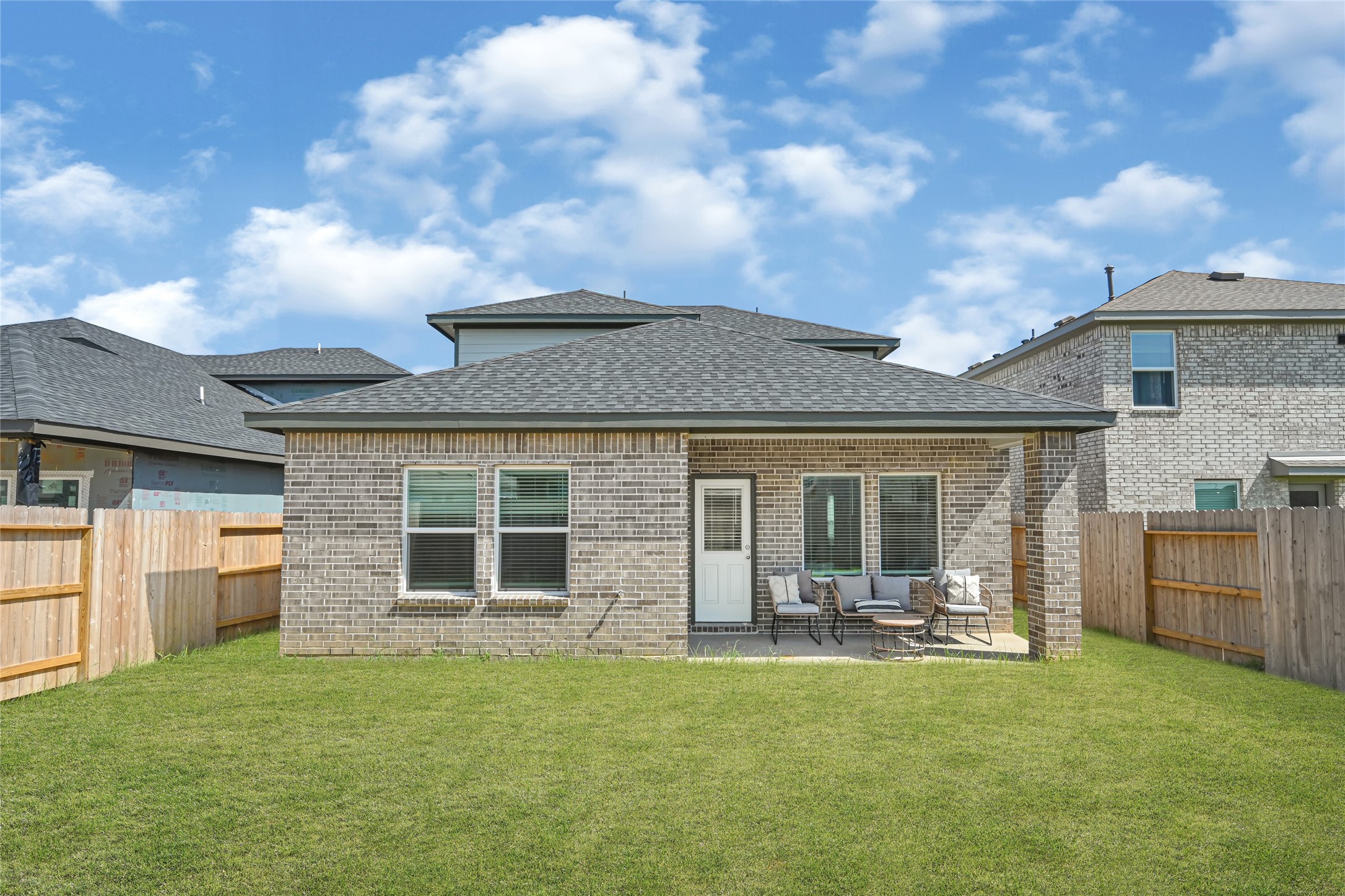 10643 River Breeze Drive Property Photo 5