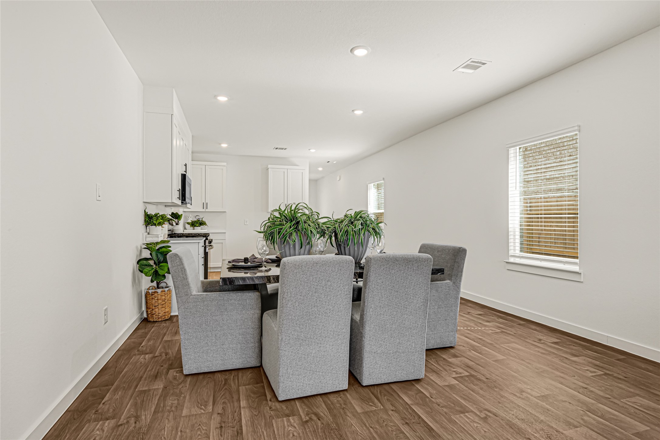 10643 River Breeze Drive Property Photo 12