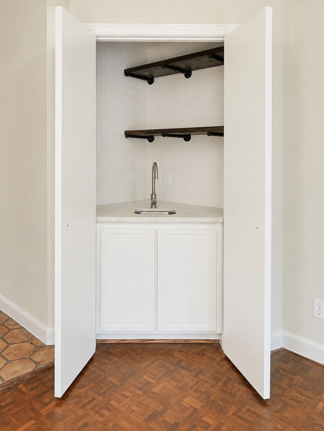 223 Asbury Street Property Photo 10