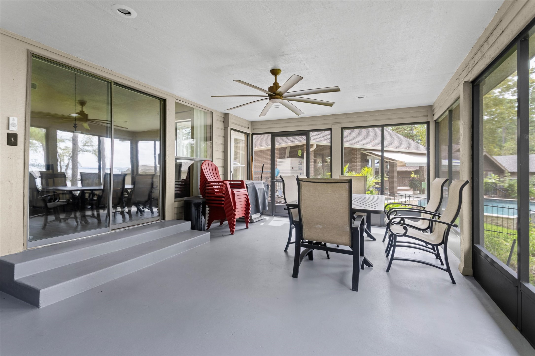15749 Lakeway Drive Property Photo 38