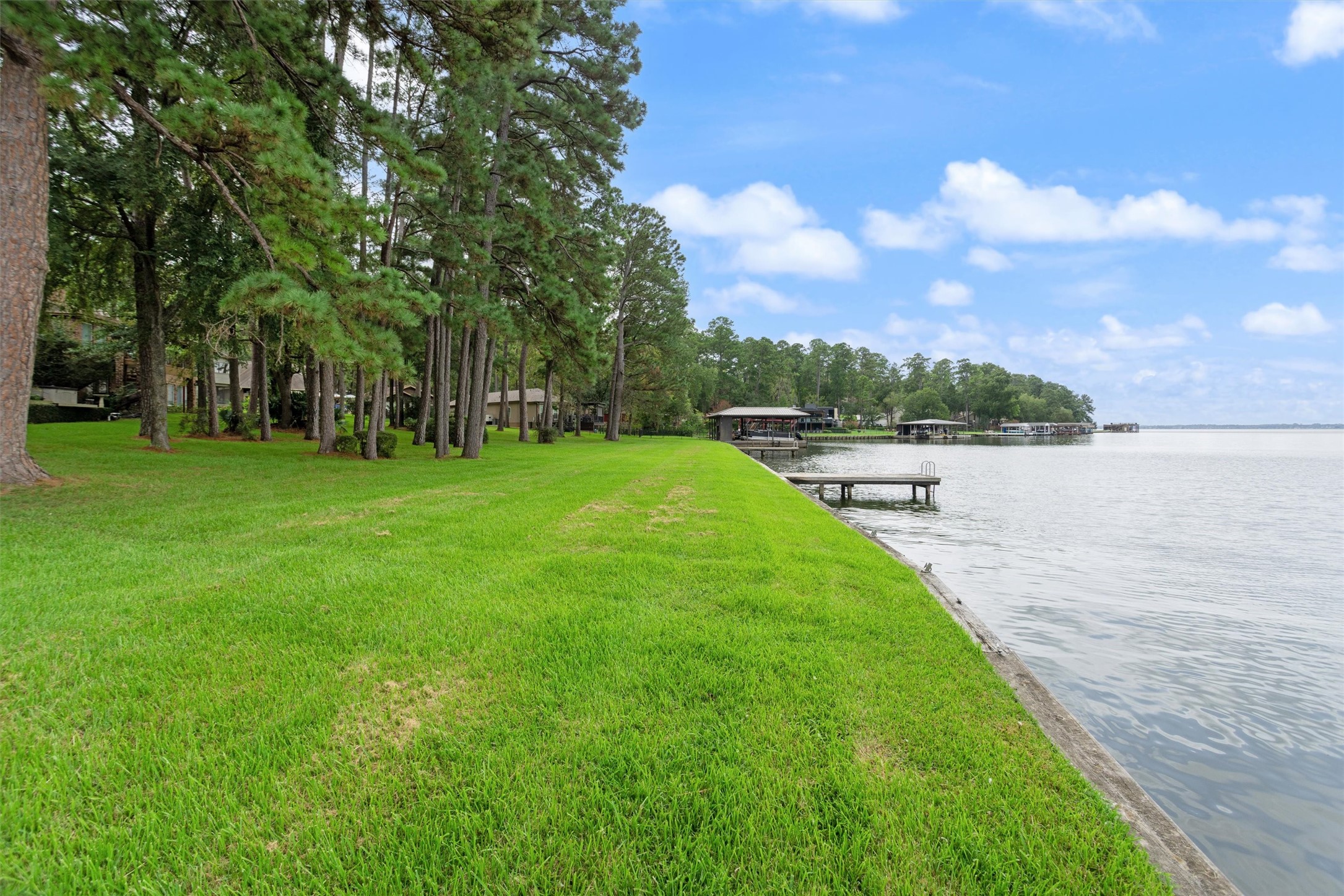 15749 Lakeway Drive Property Photo 40