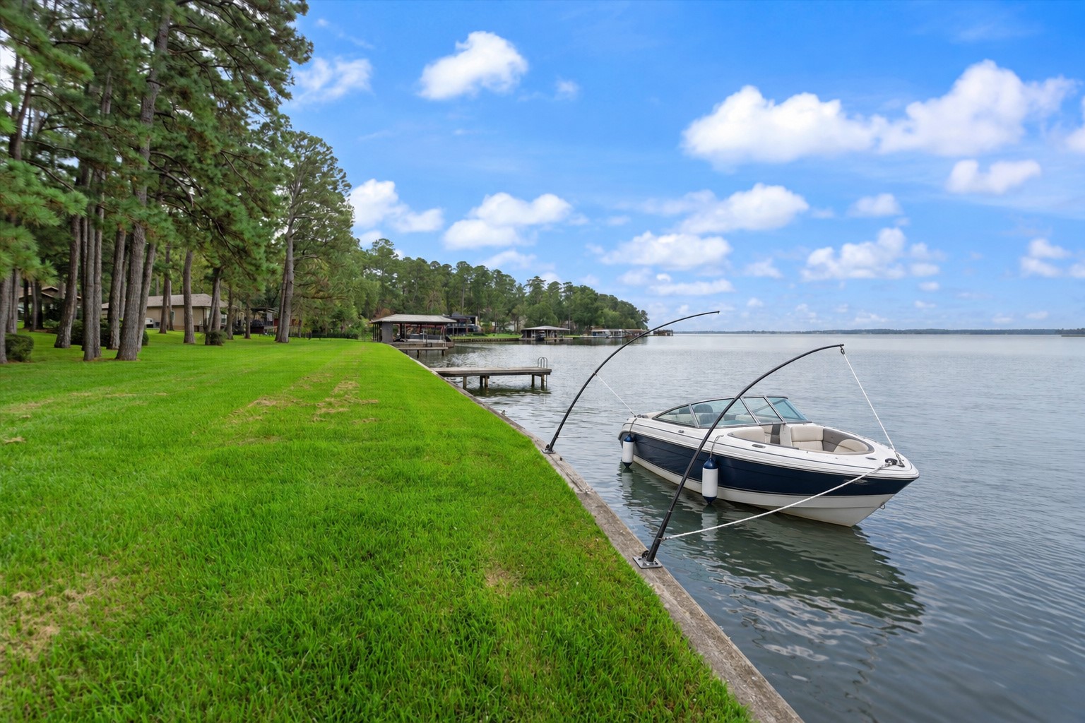 15749 Lakeway Drive Property Photo 48