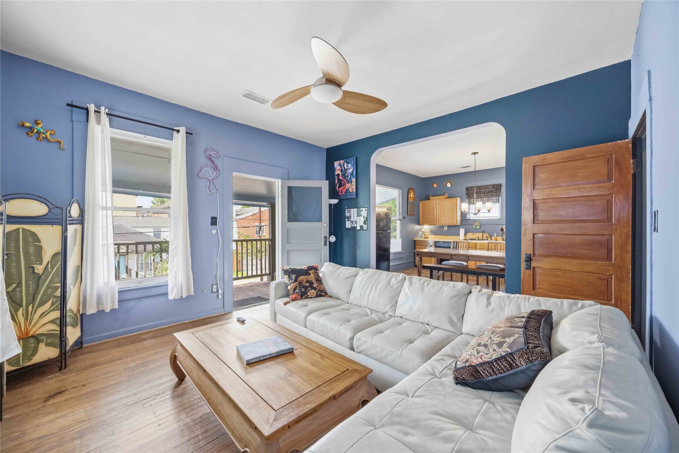 405 W Drew Street Property Photo 4