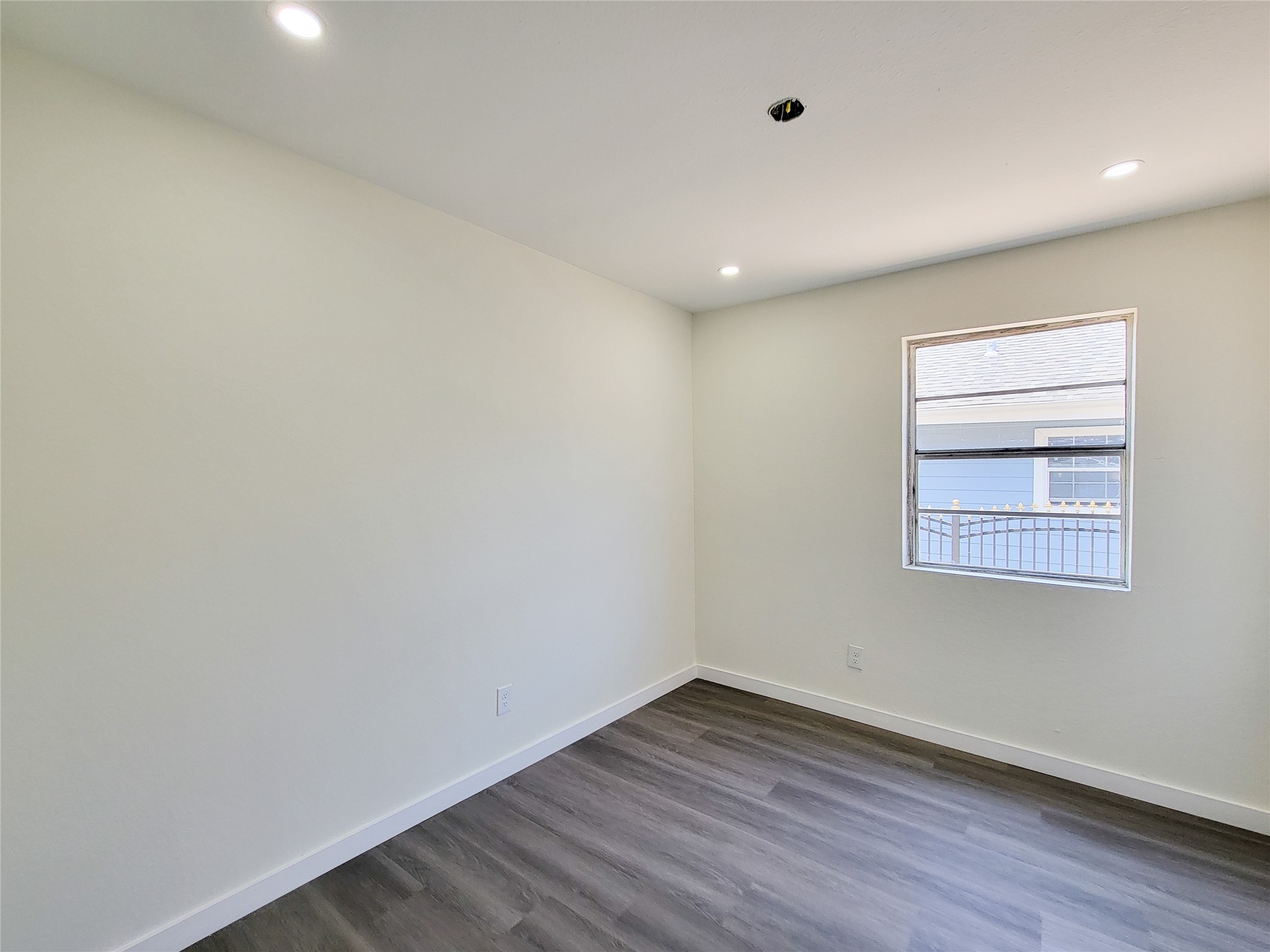 5217 Hershe Property Photo 21