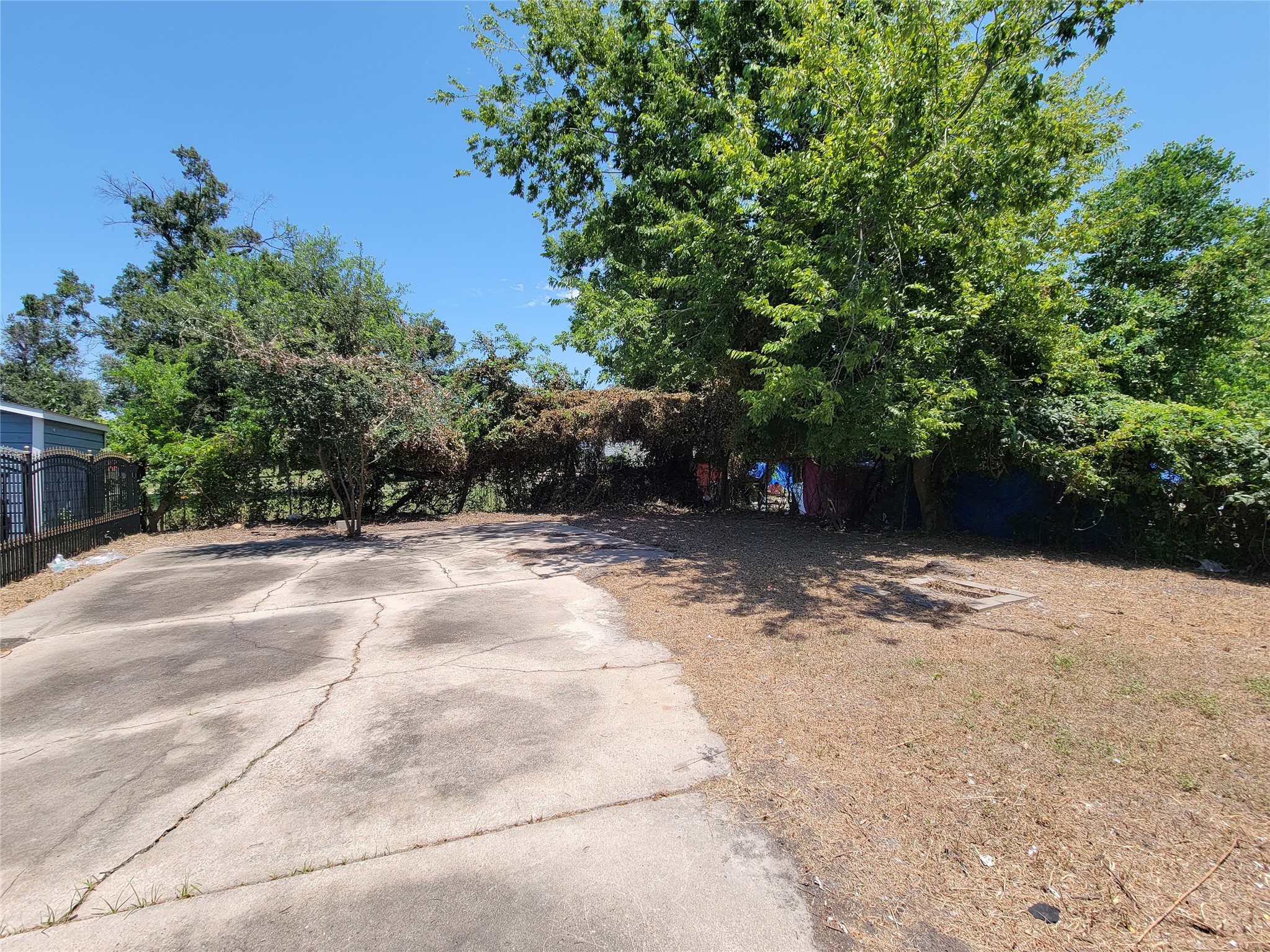 5217 Hershe Property Photo 30