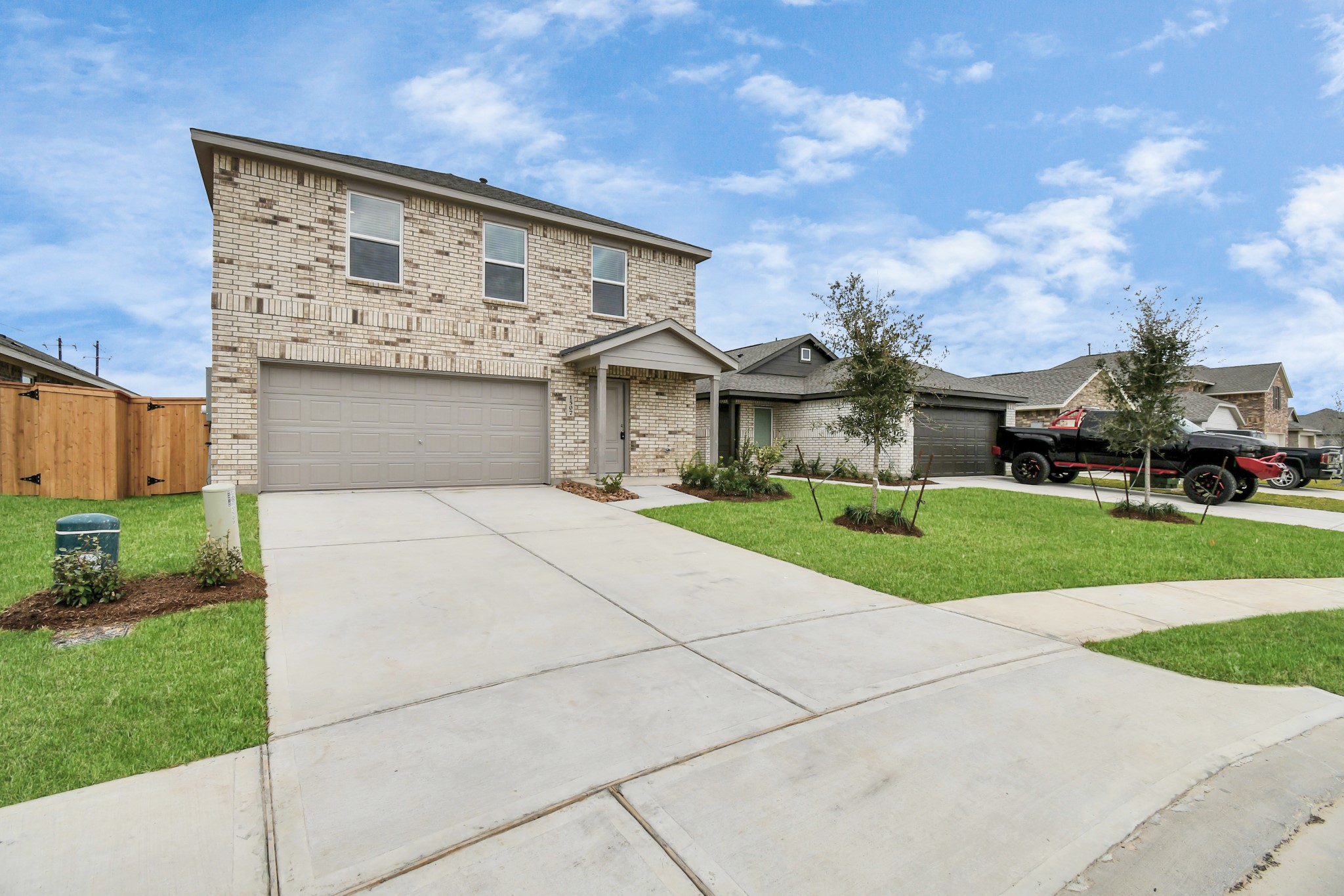 1507 Windrose Bend Property Photo 2
