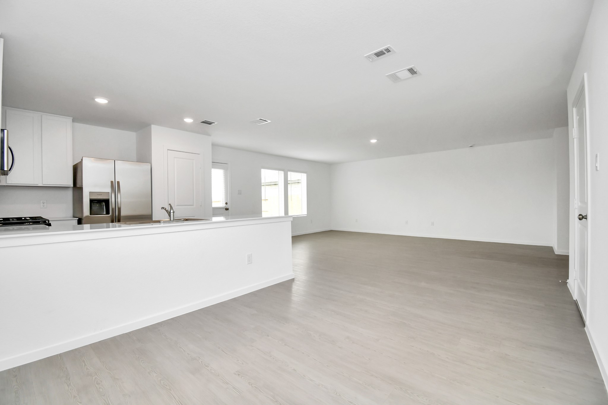 1507 Windrose Bend Property Photo 11