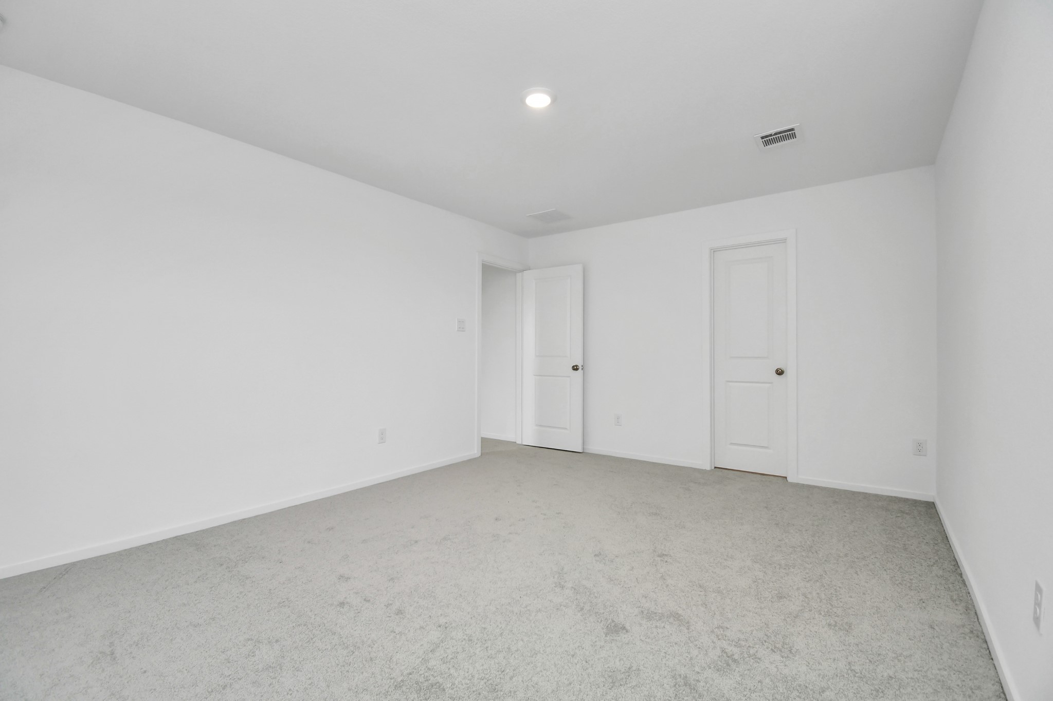 1507 Windrose Bend Property Photo 25