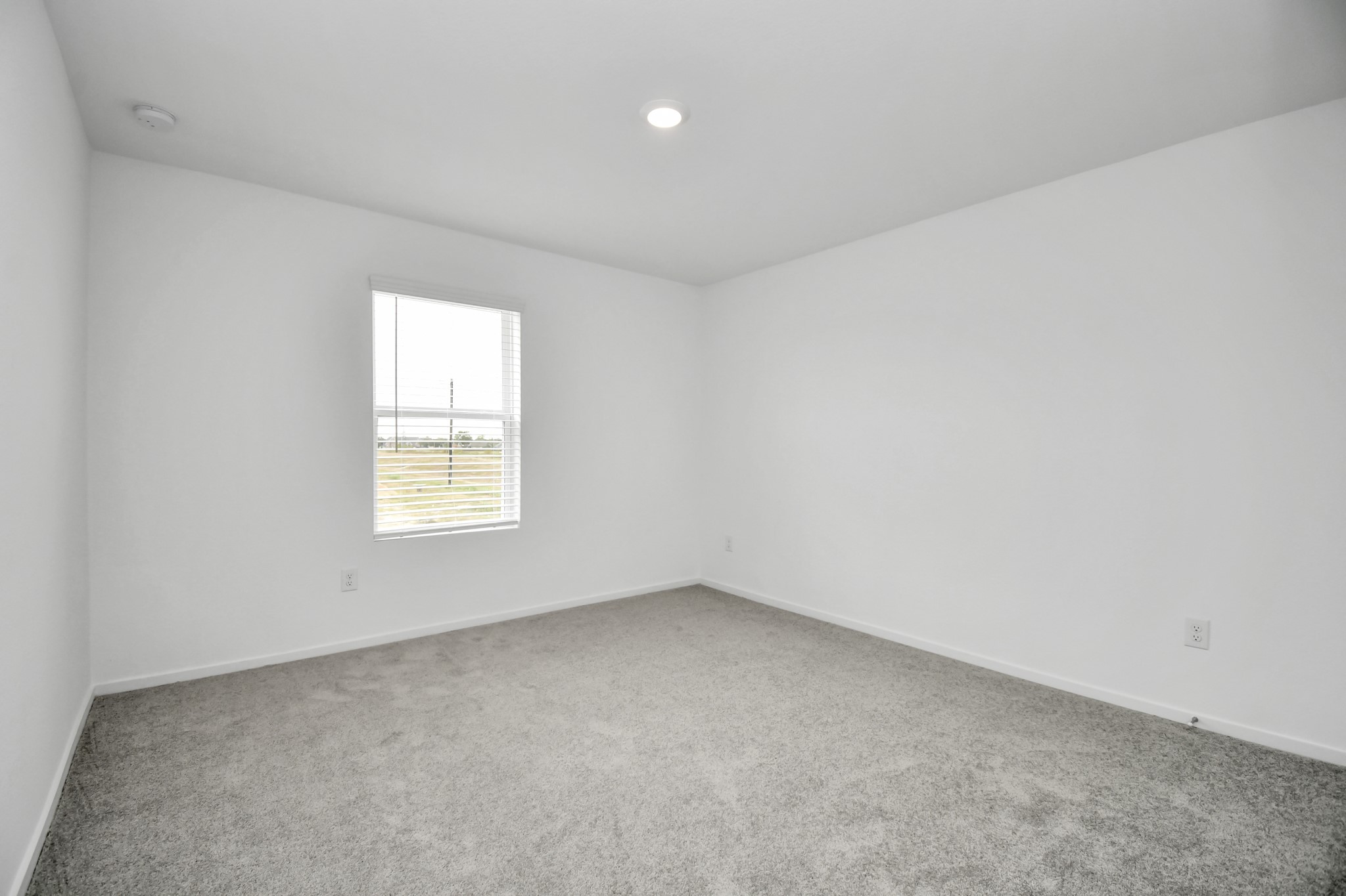 1507 Windrose Bend Property Photo 34
