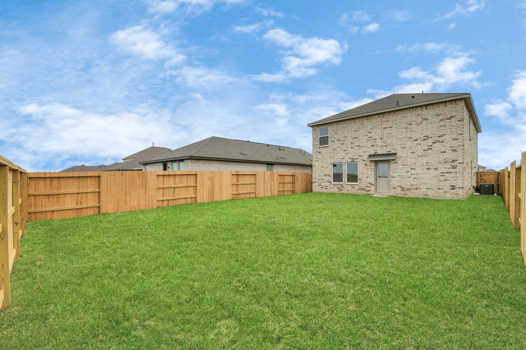 1507 Windrose Bend Property Photo 39