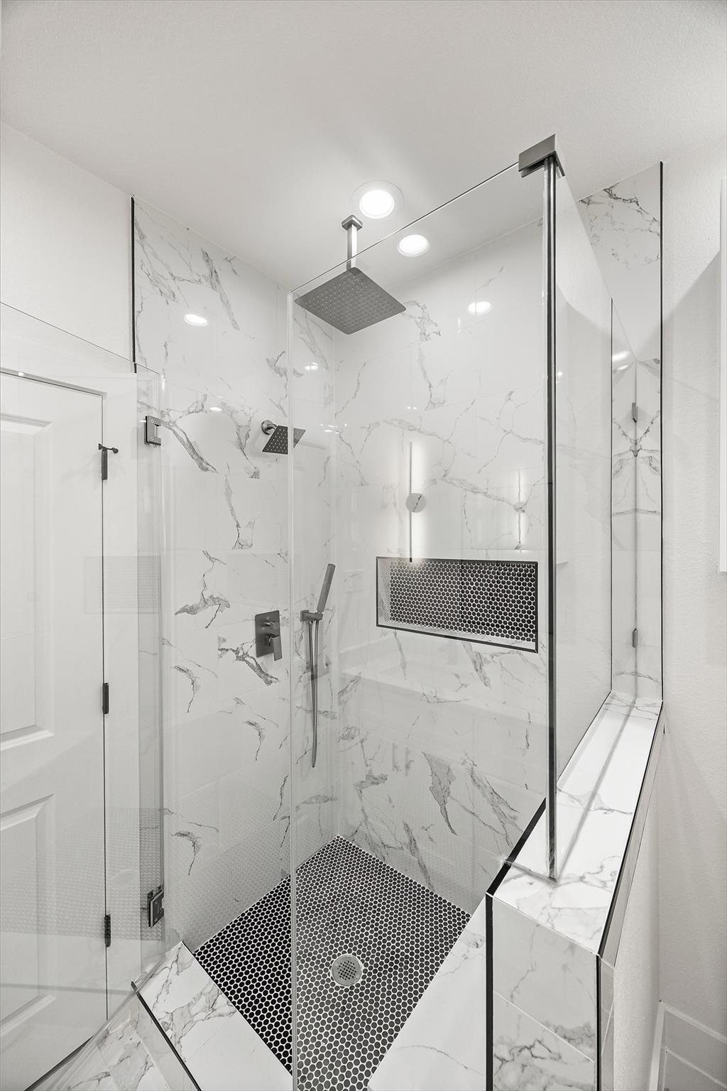 8209 Carver Road, Houston Tx 77088 Property Photo 18