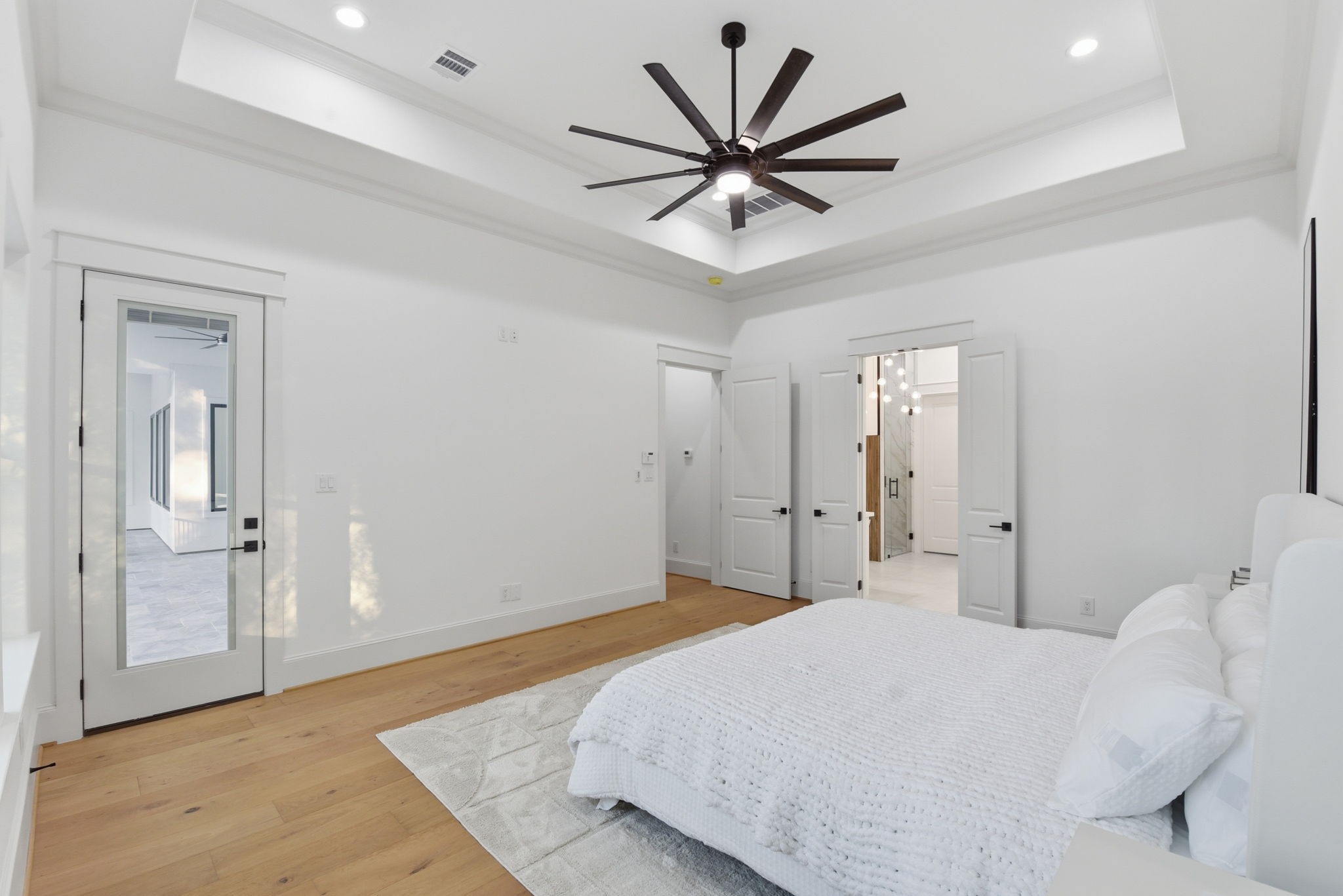 6112 Cypresswood Drive Property Photo 4
